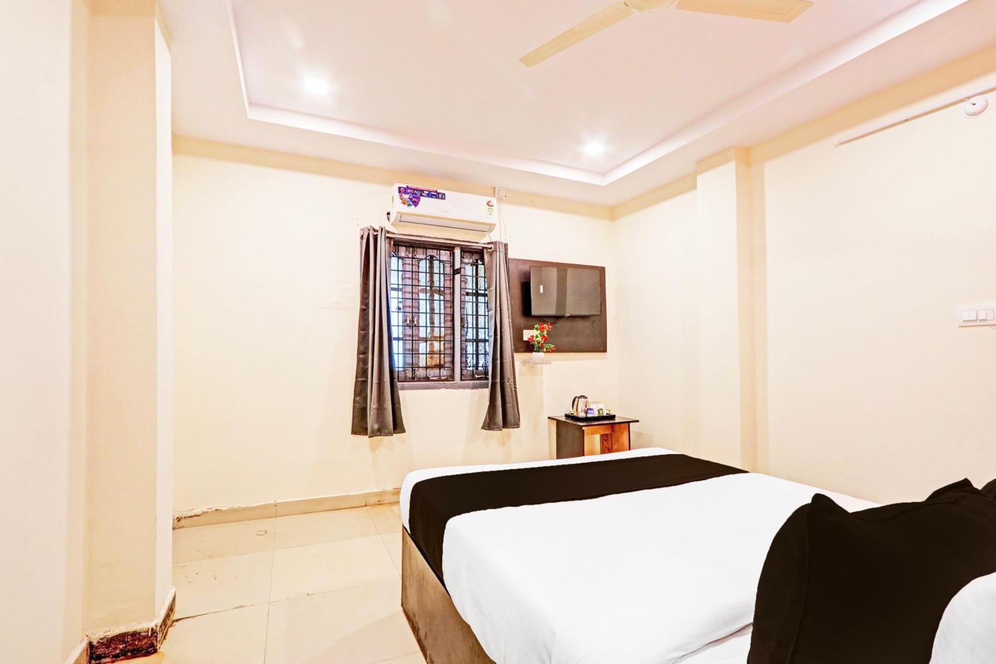O Ragas Hotel 3*