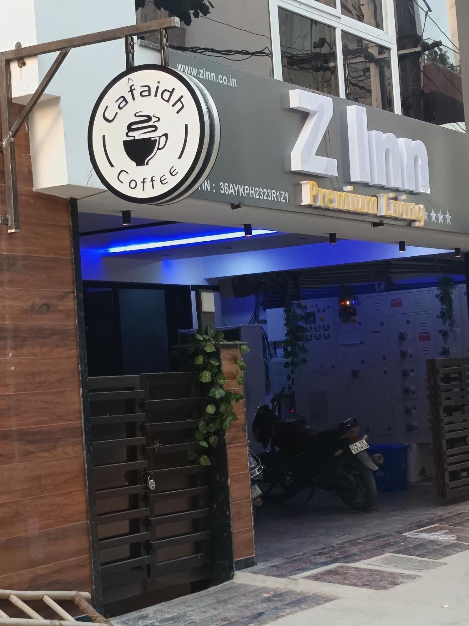 Bed & Breakfast Z Gachibowli *