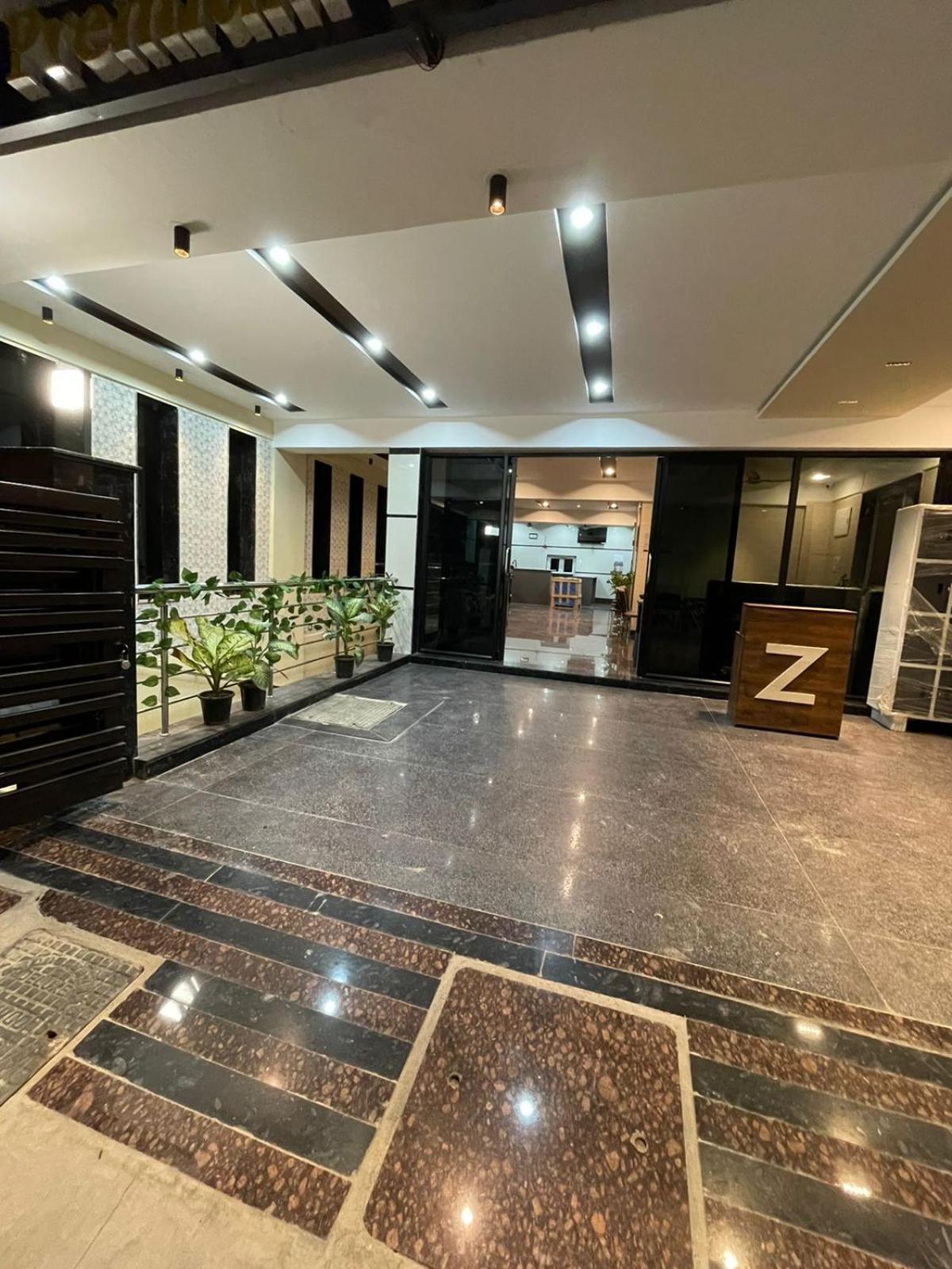 Z Gachibowli Bed & Breakfast *