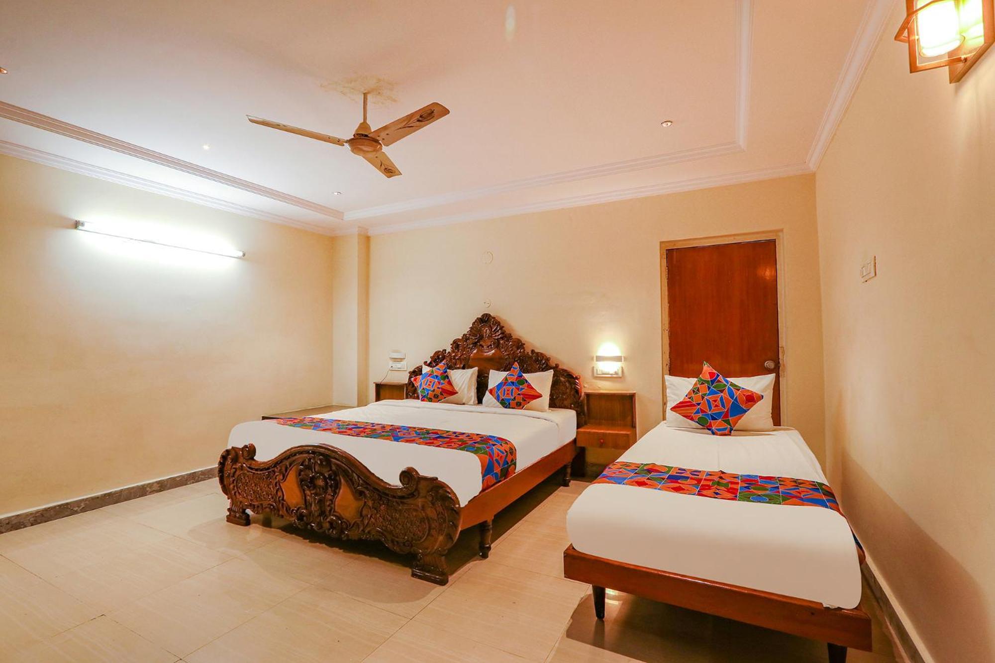 Hotel Fabhotel Maruthi Residency - Nr Metro Station Lakdikapul