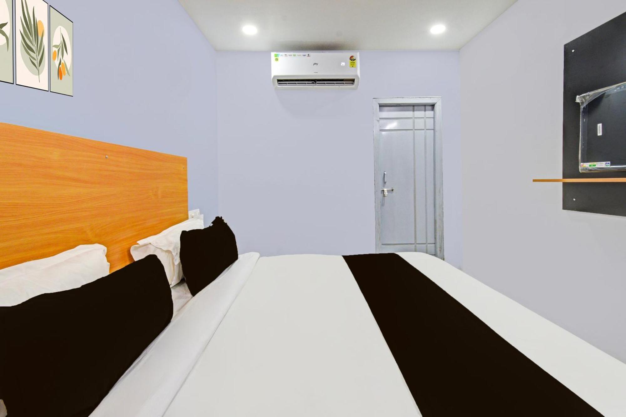 Hotel Super O Rbs Square Uppal 3*