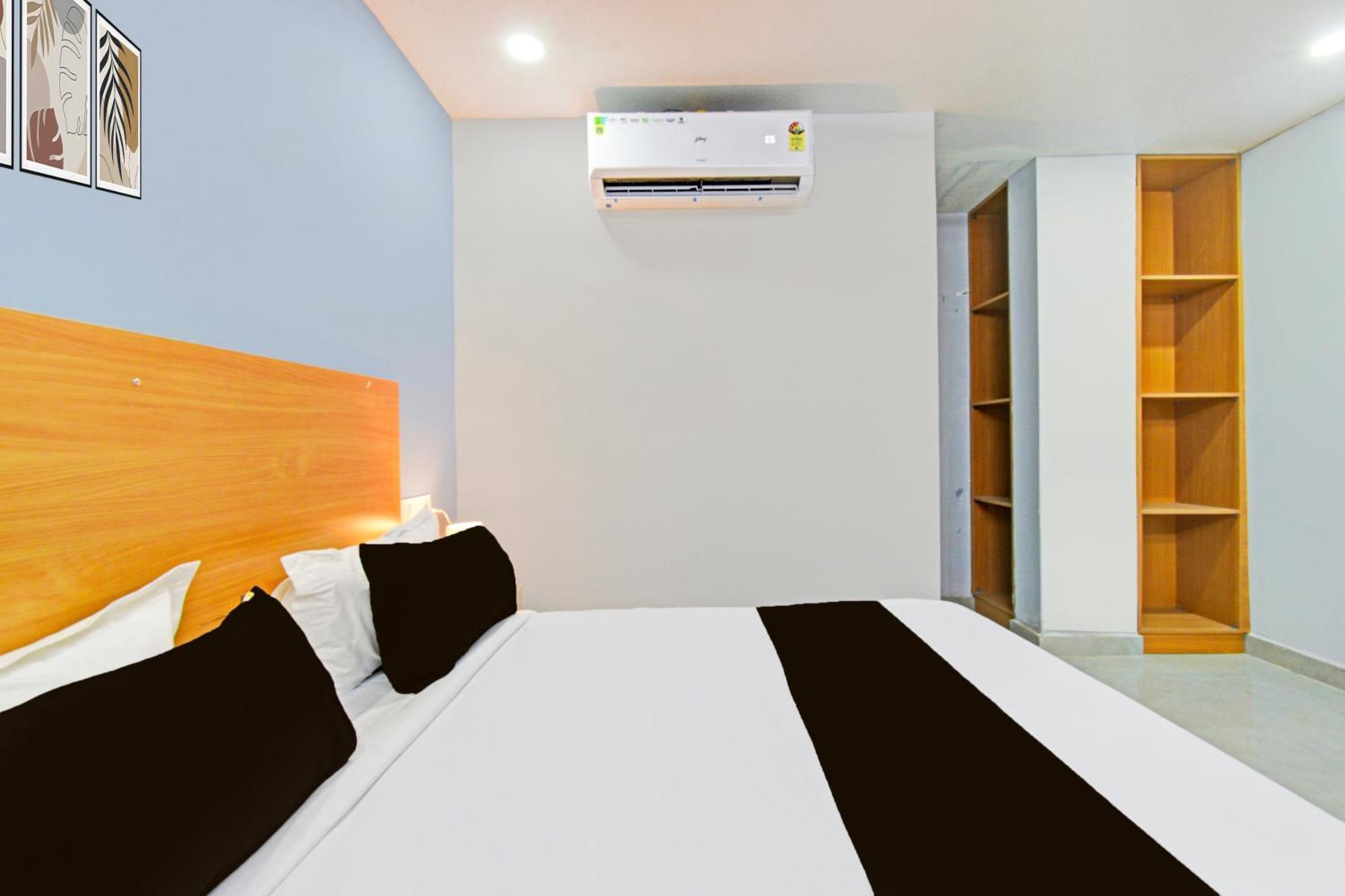 Super O Rbs Square Uppal Hotel 3*