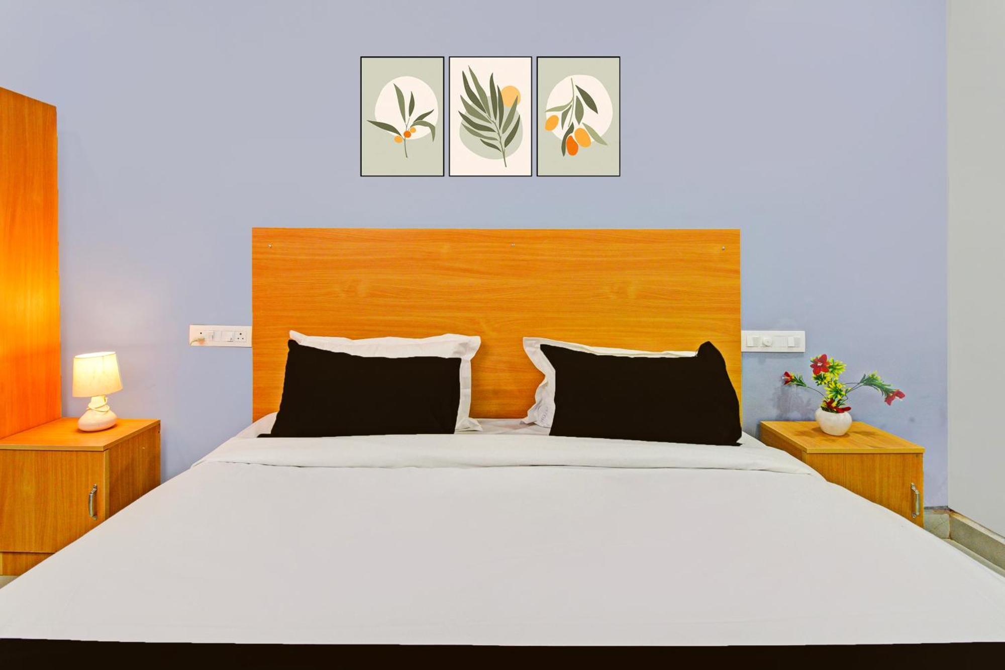 Super O Rbs Square Uppal Hotel 3*