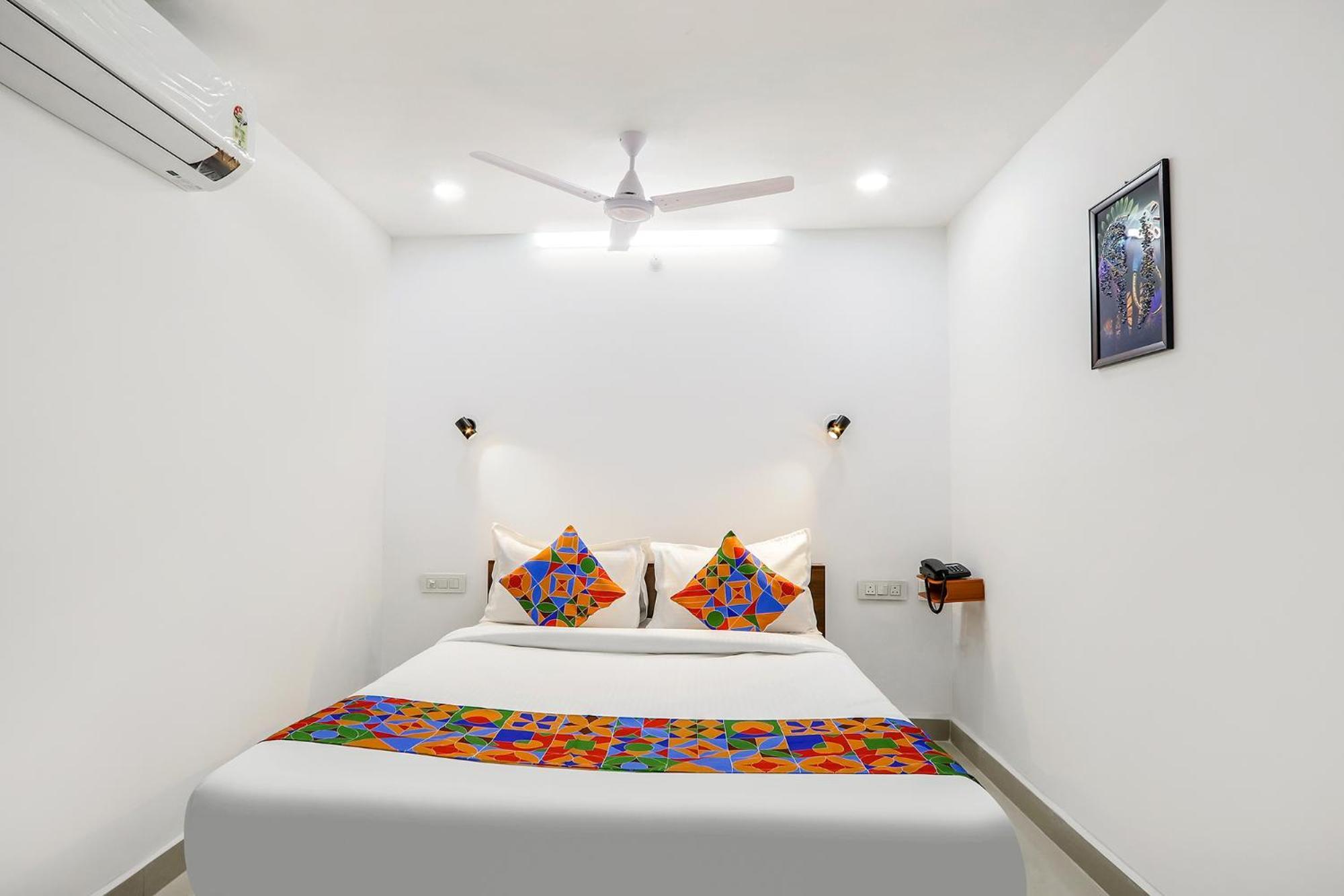Hotel Fabhotel Vks - Nr Umcc Shahpur Hyderabad