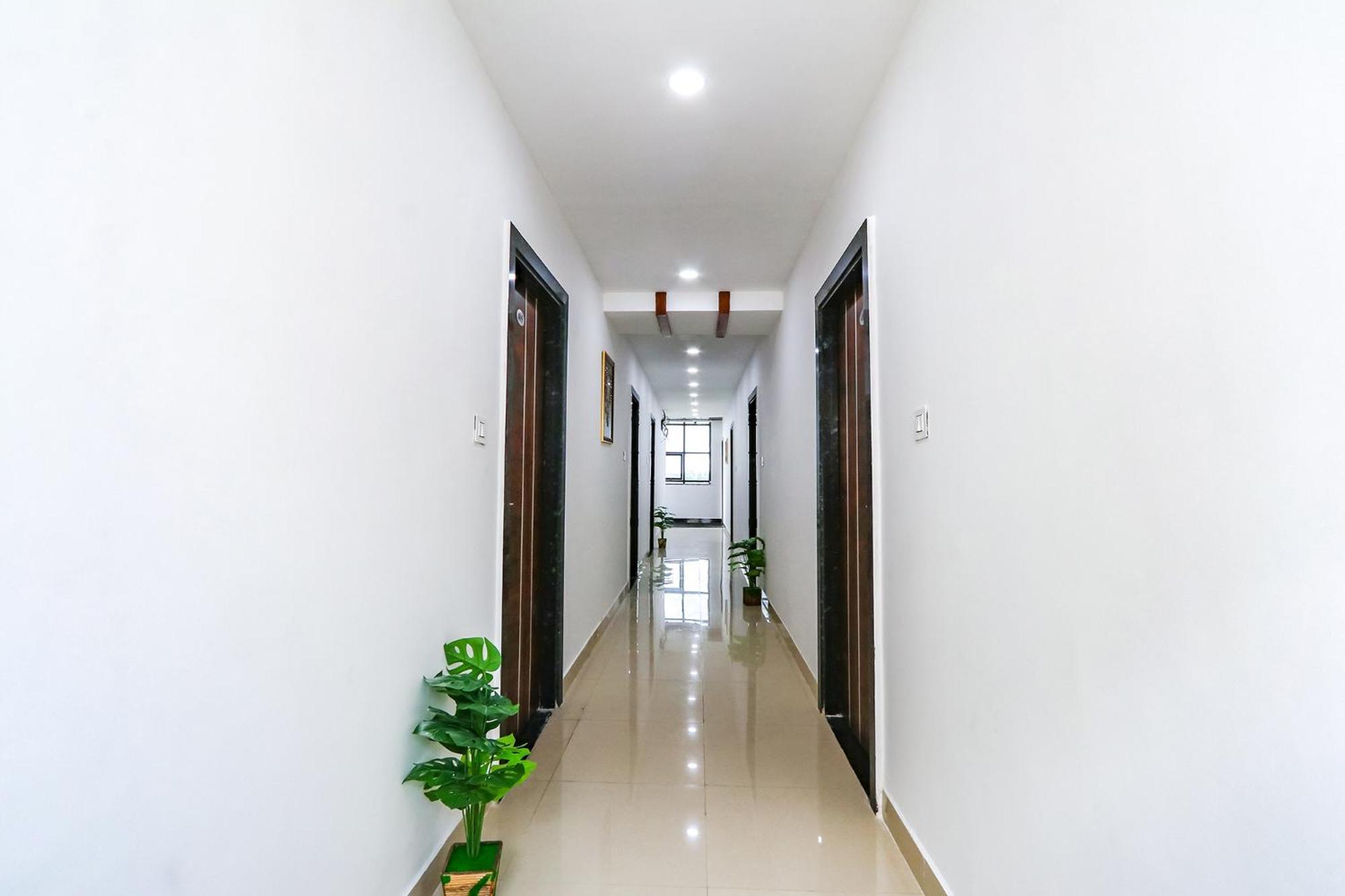 Fabhotel Vks - Nr Umcc Shahpur Hotel Hyderabad