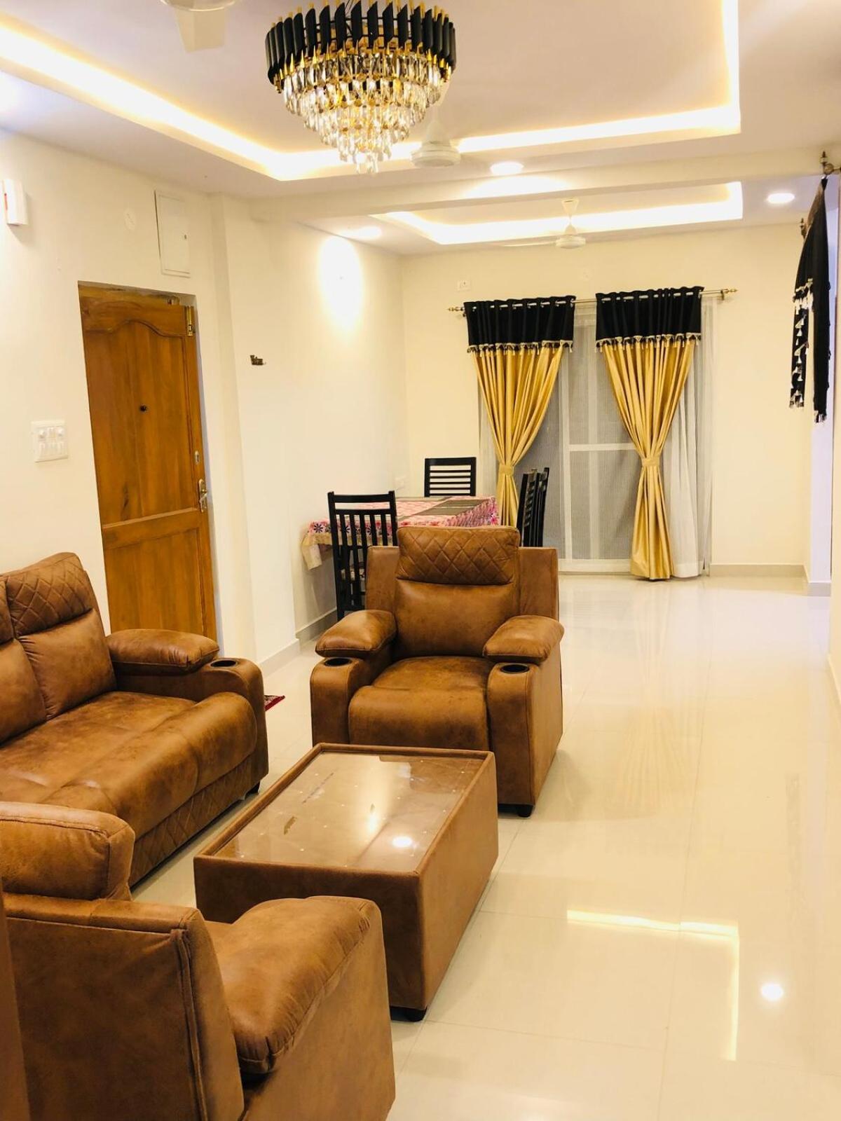 Luxury Living 3bhk Ac By Grv Group *