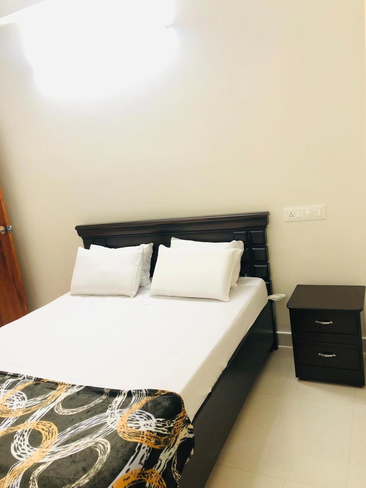 Apartment Luxury Living 3bhk Ac By Grv Group