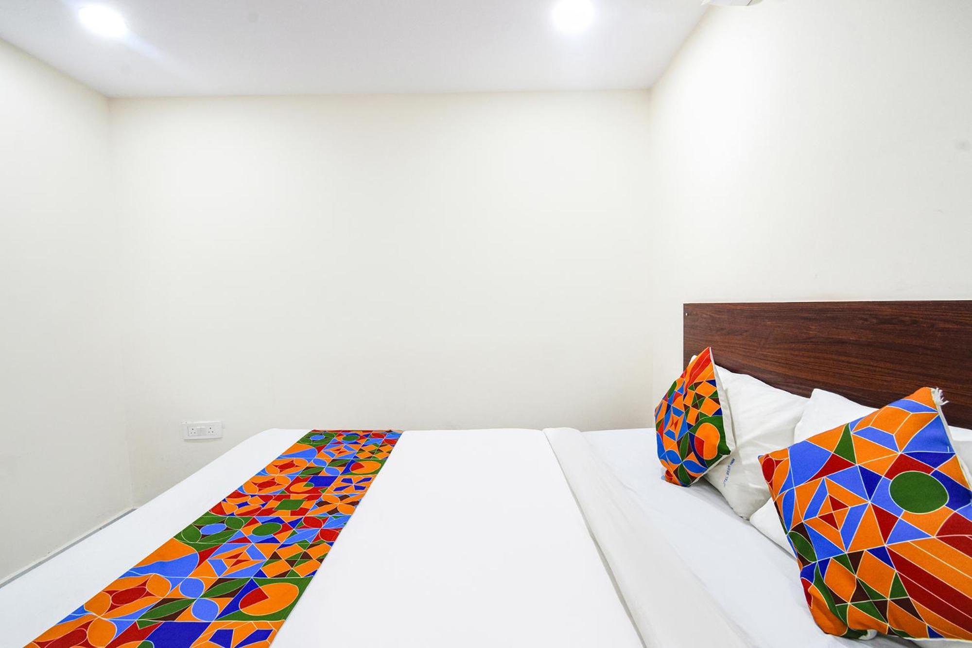 Hotel Fabhotel Wild Wings - Nr A S Rao Nagar *