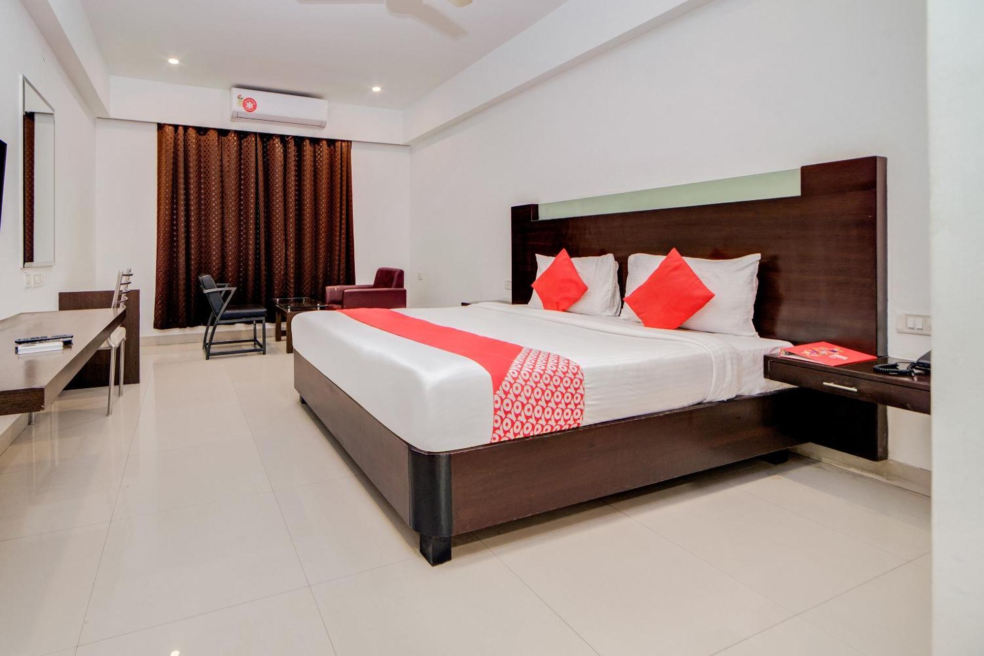O Kachiguda Railway Station Hotel