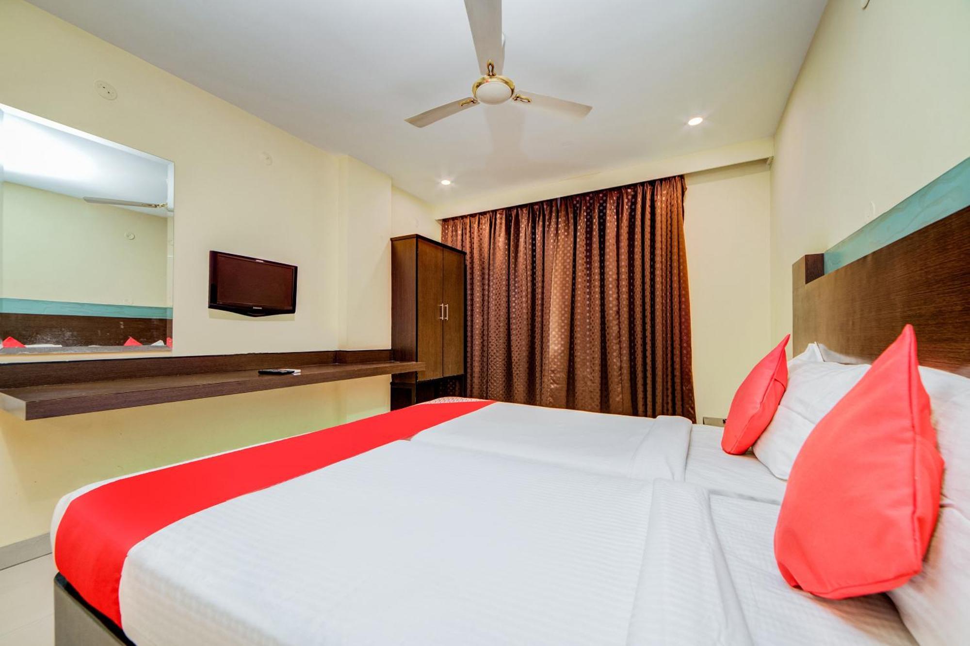 O Kachiguda Railway Station Hotel 3*