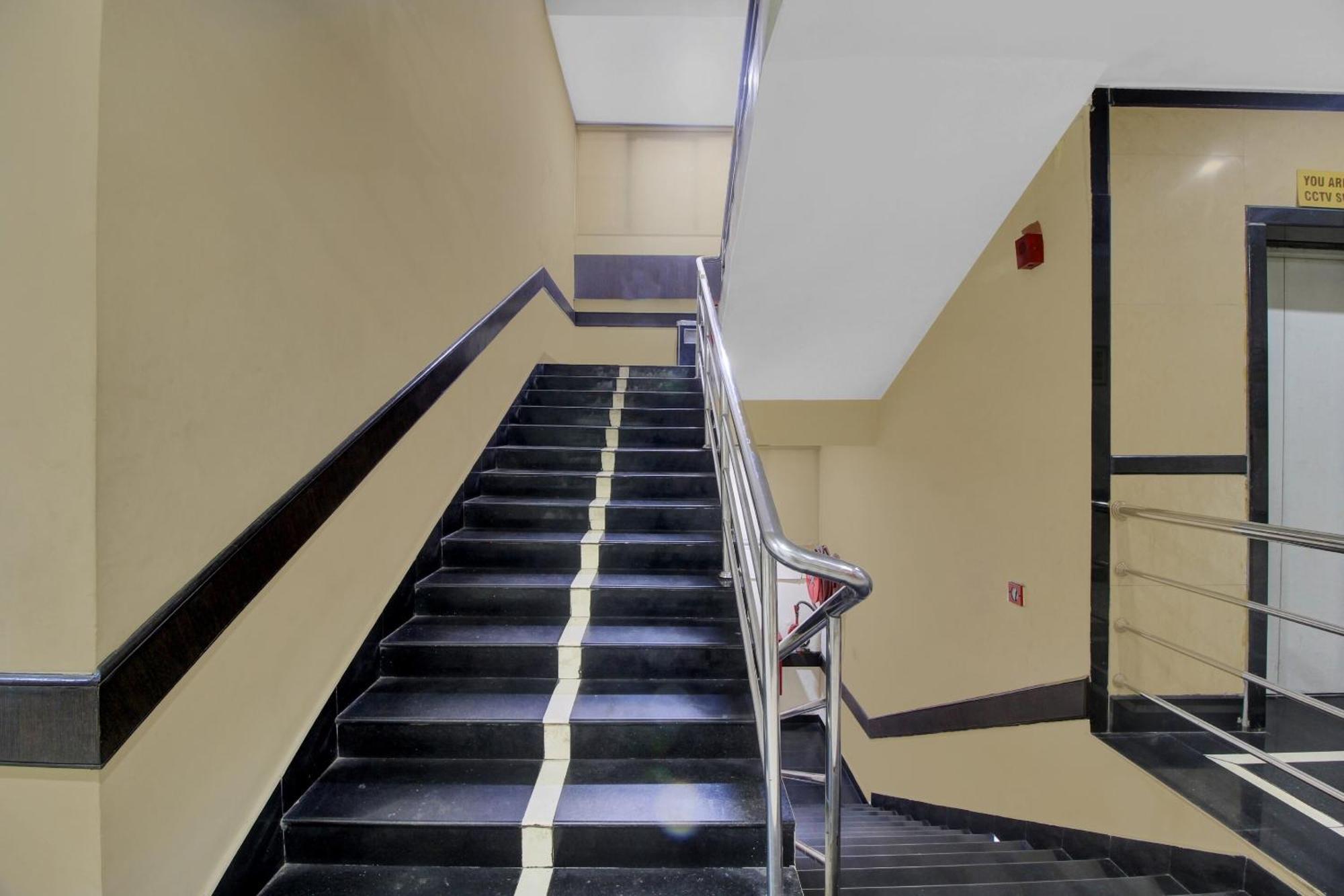 Hotel Townhouse The Grand Plaza 3*