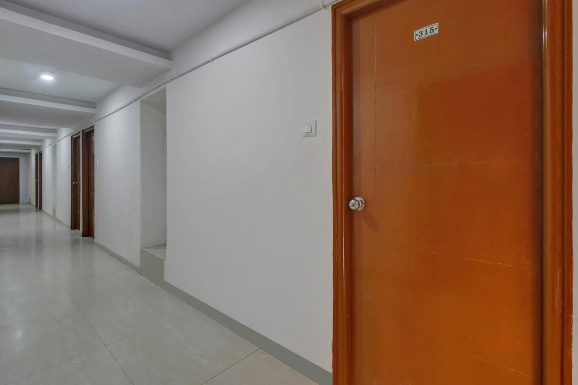 Collection O Sai Krupa Hotel