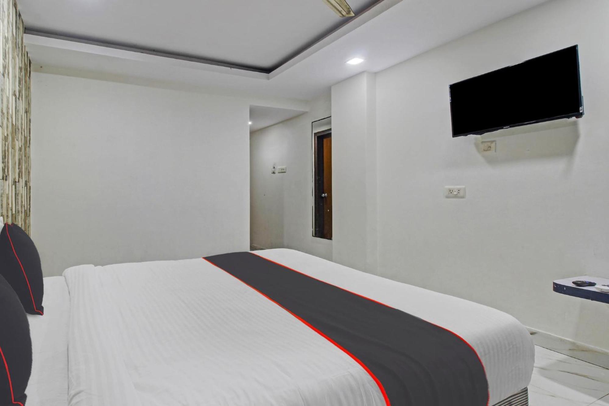 Hotel Collection O Sai Krupa 3*