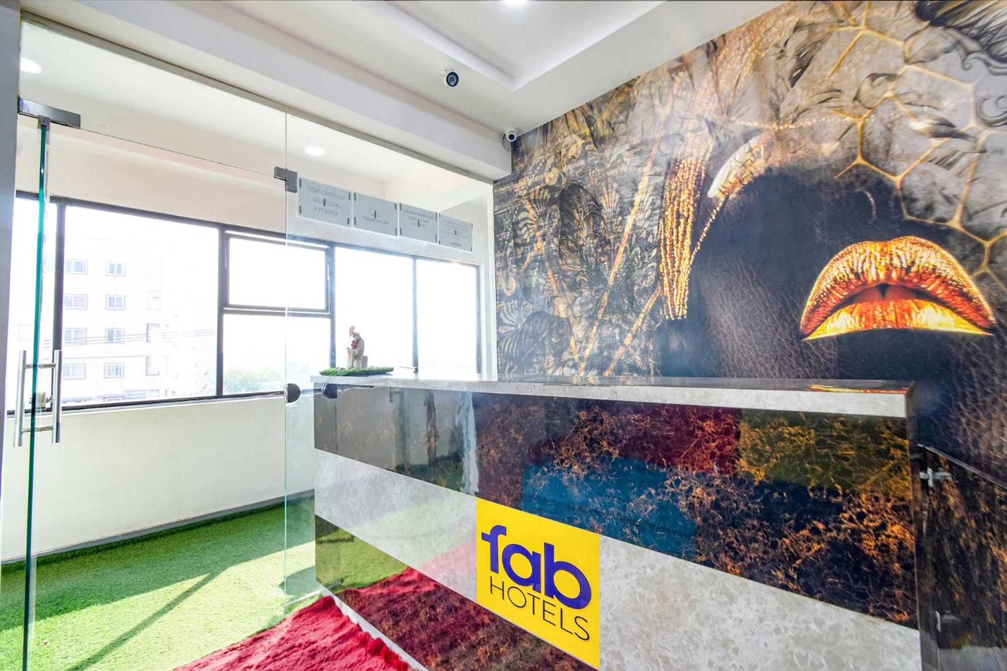 Hotel Fabhotel Srh Pride - Nr Nexus Mall, Kukatpally