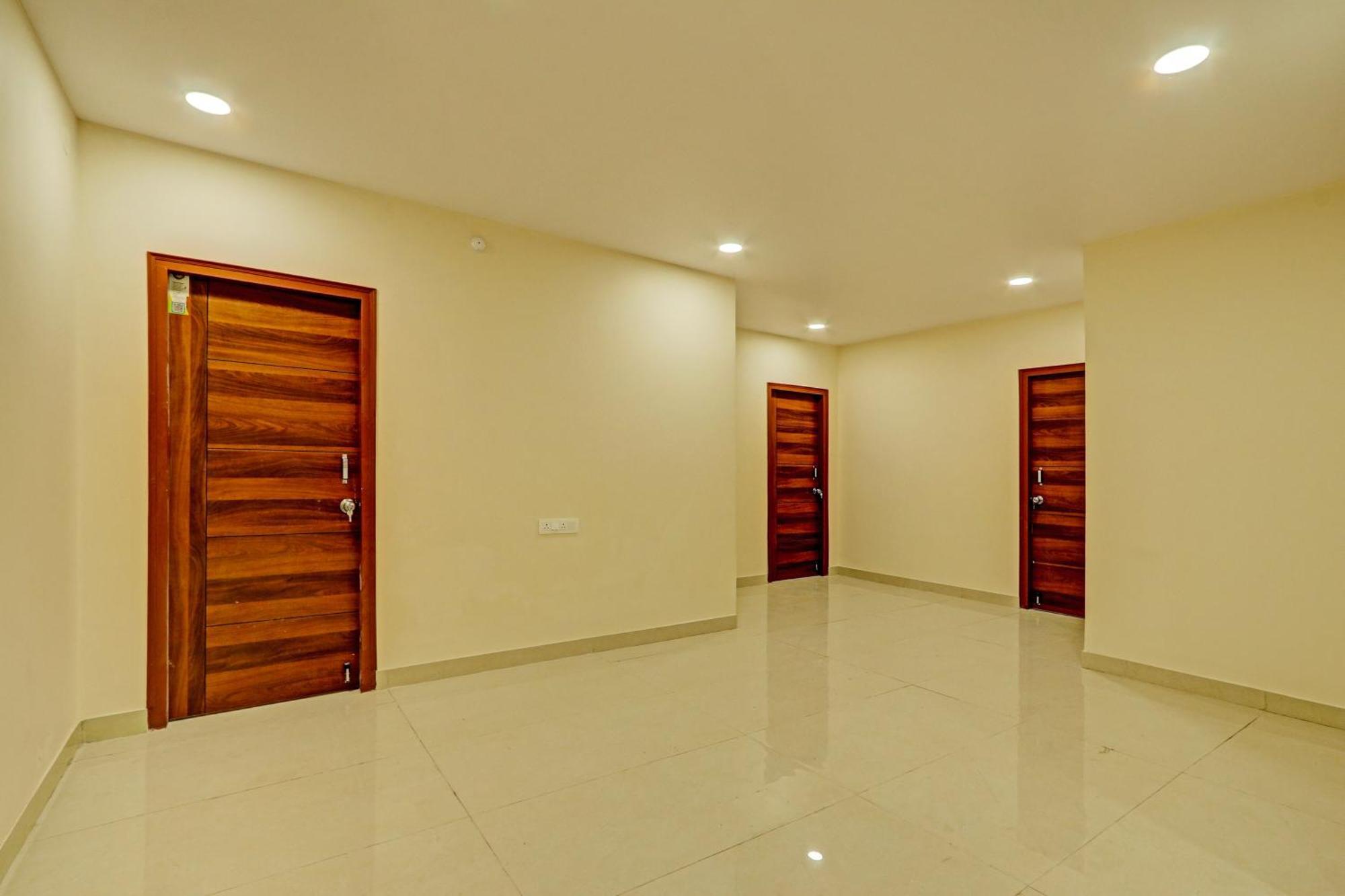 O R Square Homes Hotel