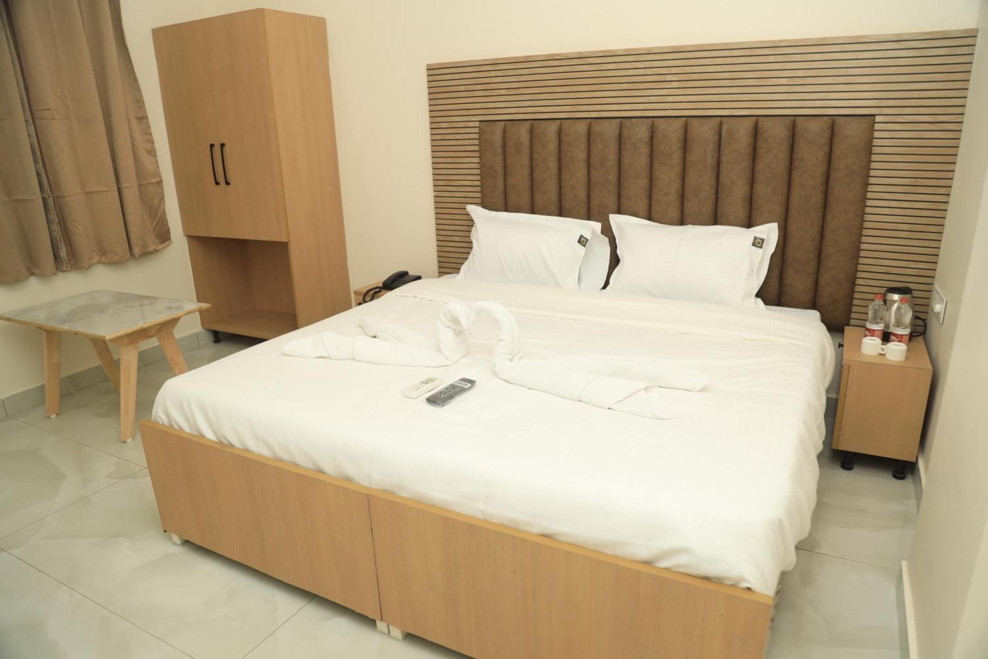 Varrahi Exotica Hotel 3*
