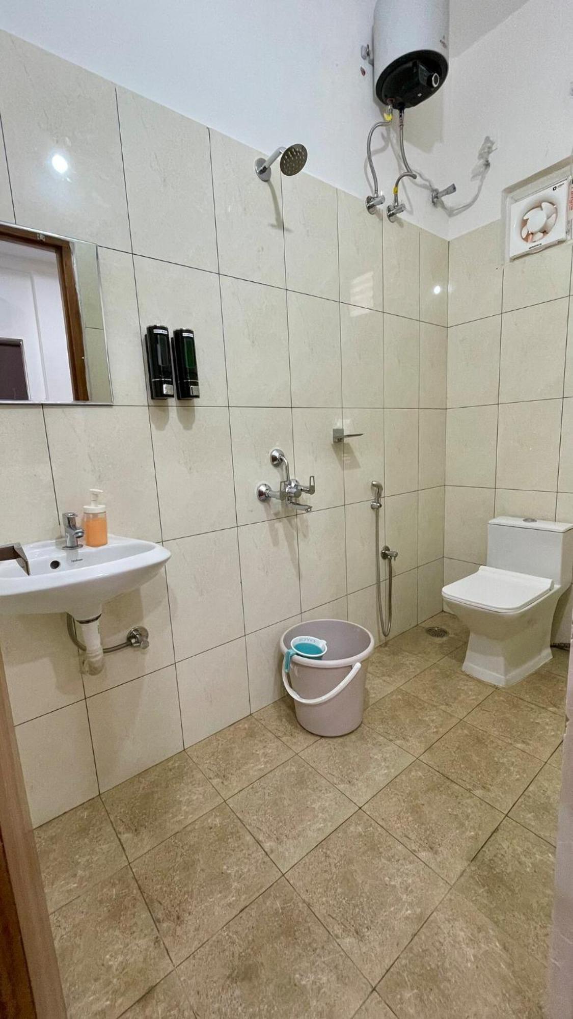 Apartment Maya Homestay- 1bhk Gachibowli Hyderabad