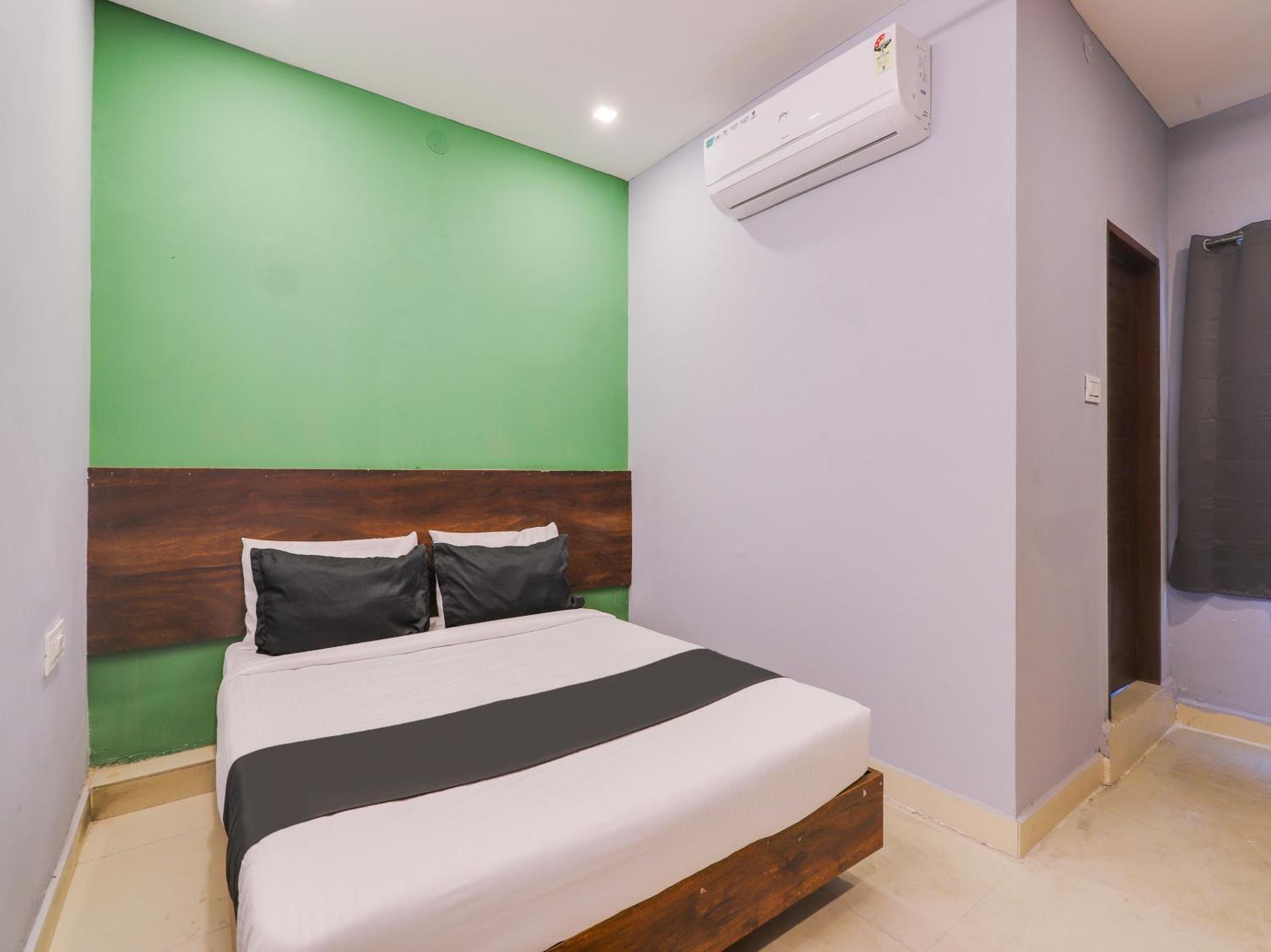 O Ragas Hotel 4*