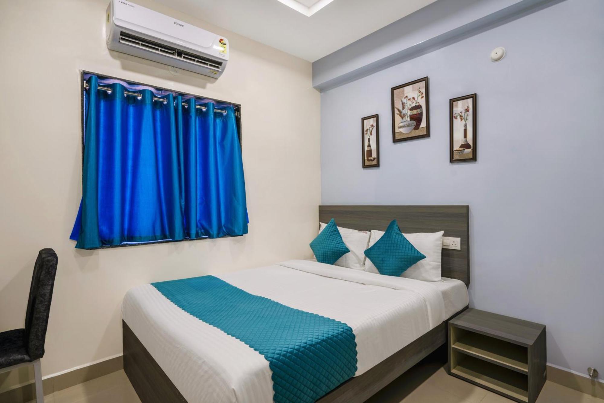 The Balcony 3* Hyderabad