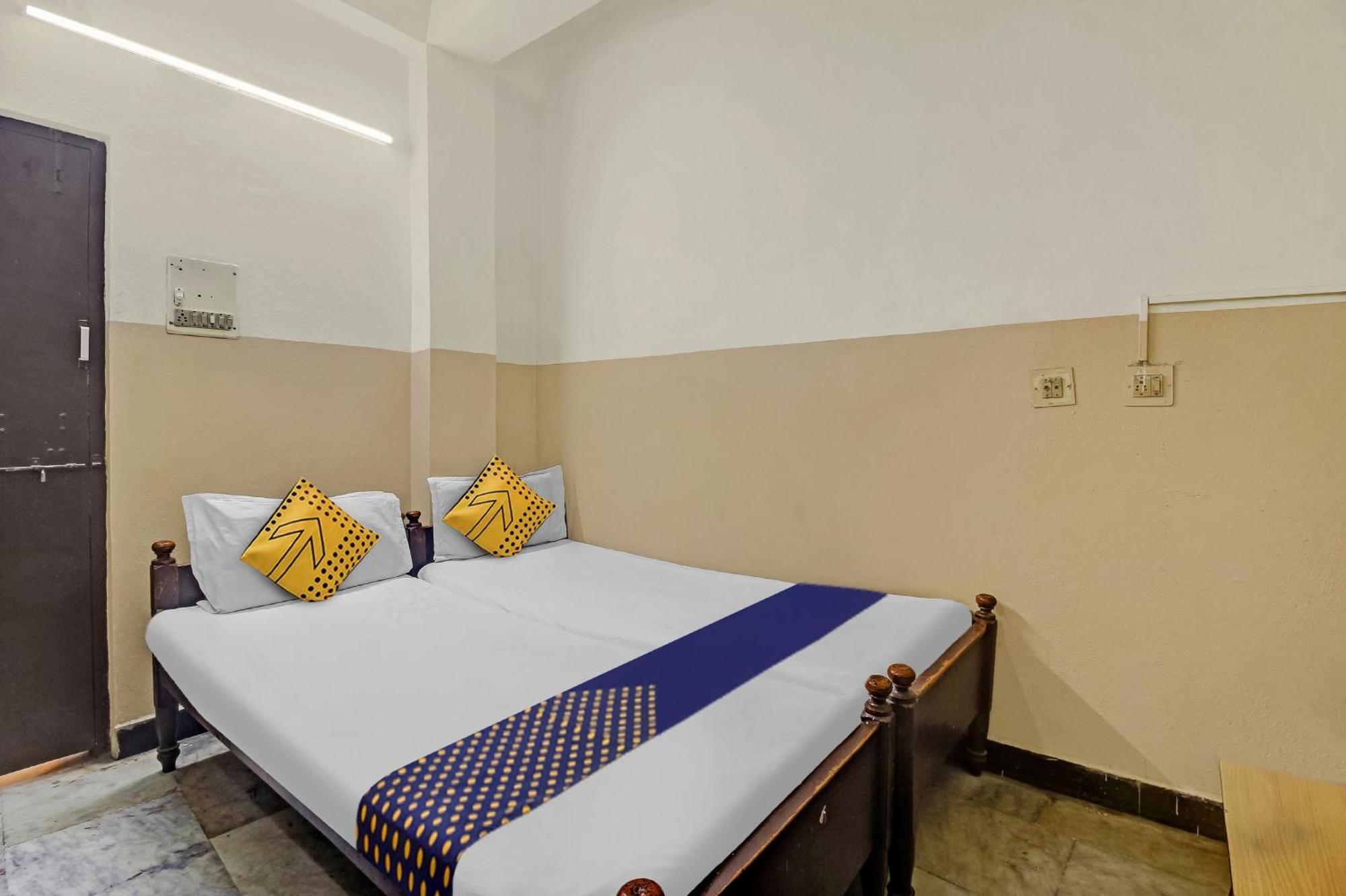 O Bhavani Rest Hotel 3*