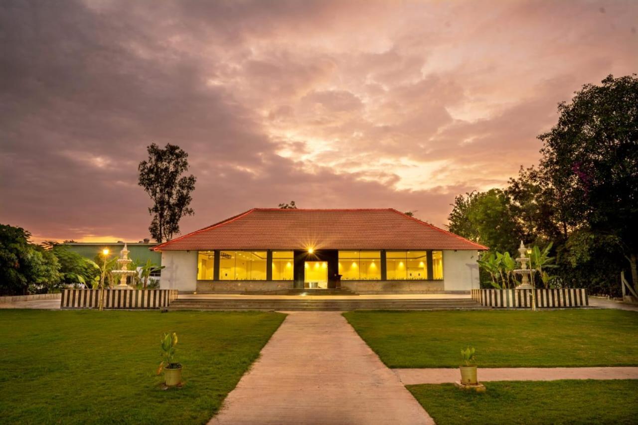 Resort Farm - Shamirpet, Hyderabad