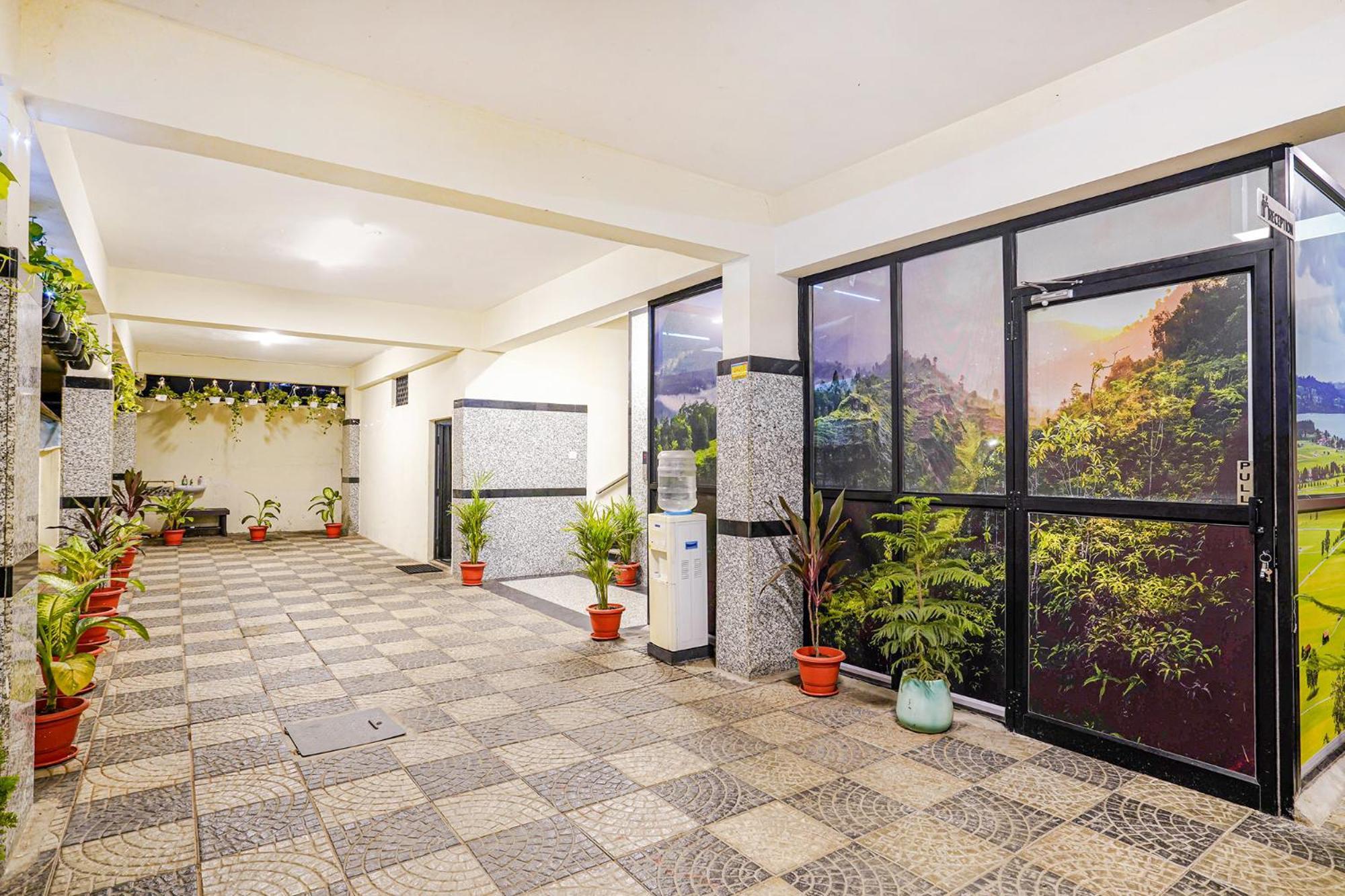 Hotel Fabhotel Eminent Banjara Hills 3*