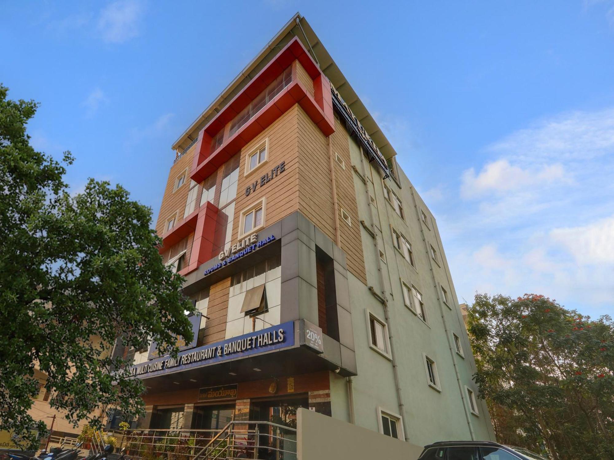 Super Townhouse Qualia Prime Near Nexus Mall Hotel