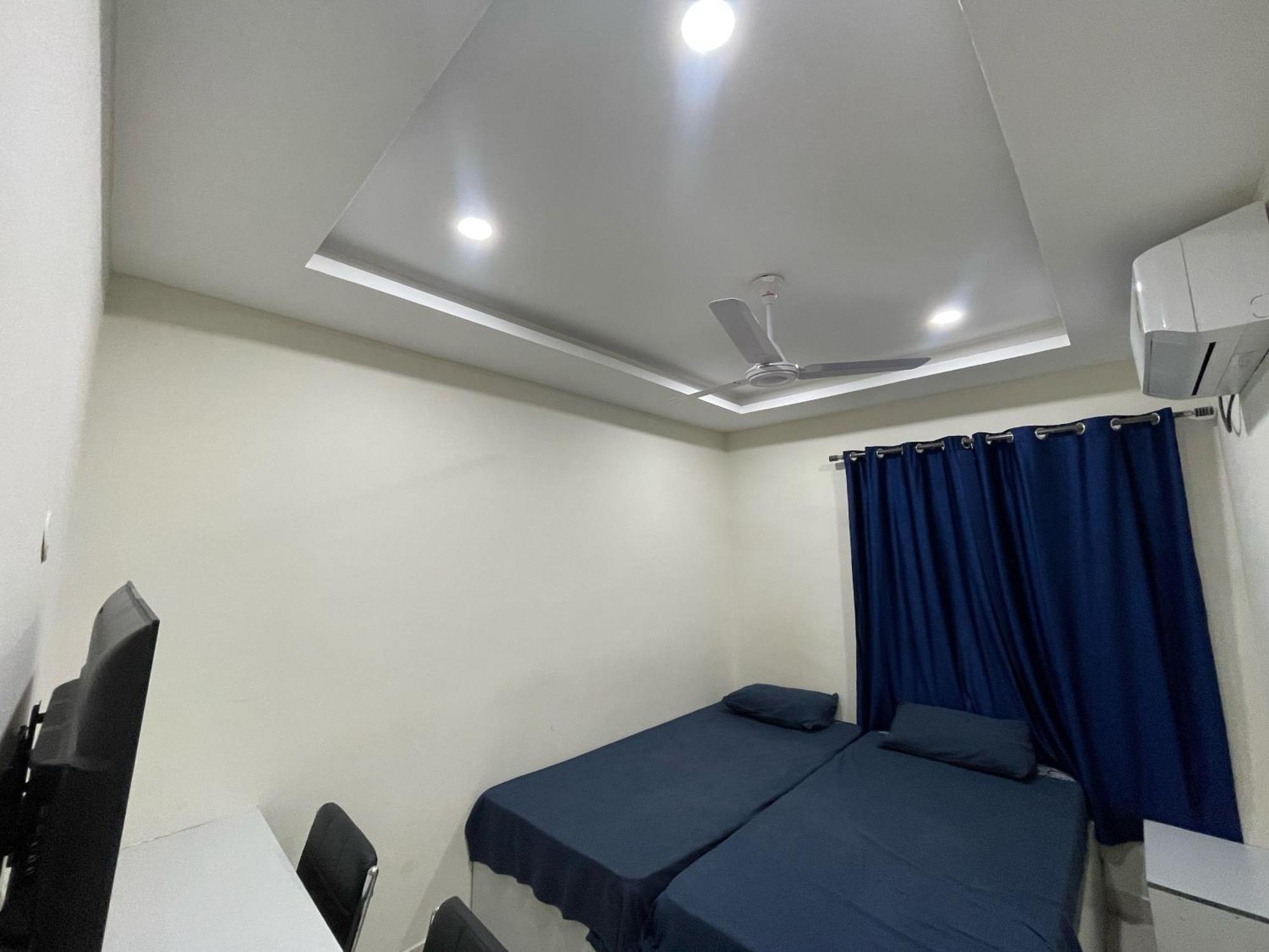 O Helloworld Tech View 4*