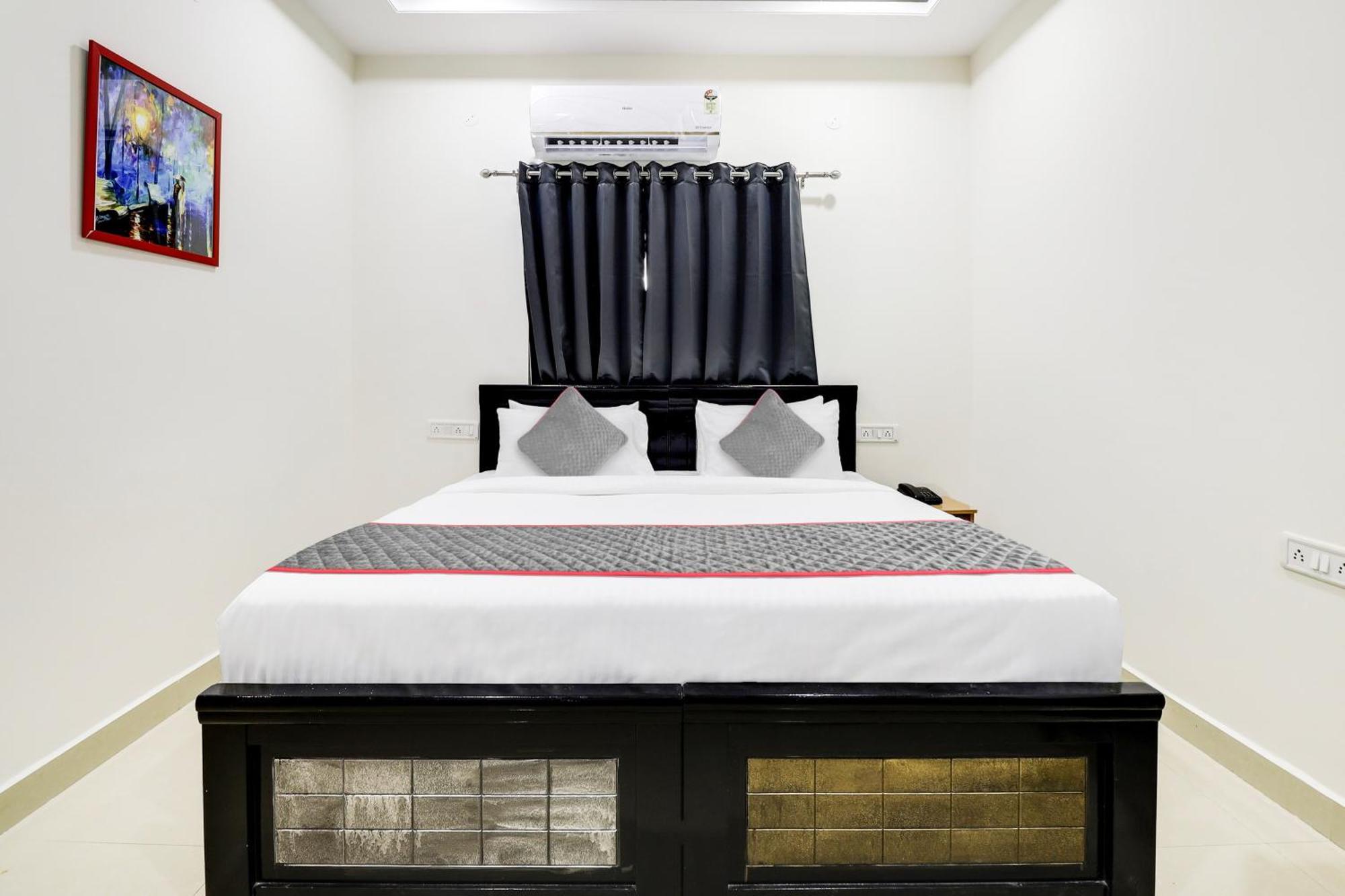 Super Townhouse De Alphabet Kukatpally Nexus Mall Hotel Hyderabad