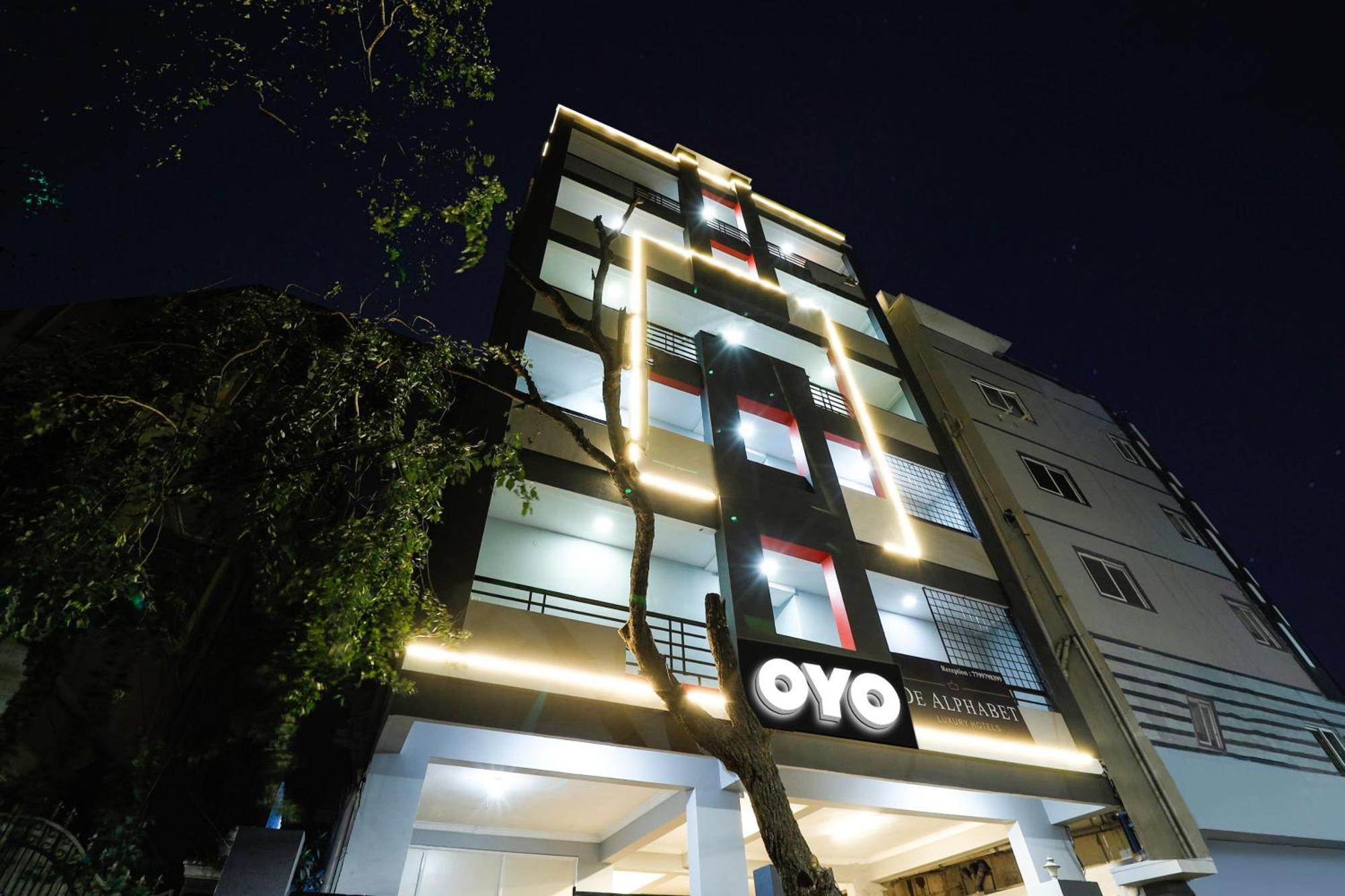 Hotel Super Townhouse De Alphabet Kukatpally Nexus Mall *