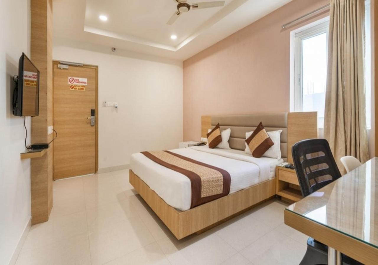 Hotel Veeraj