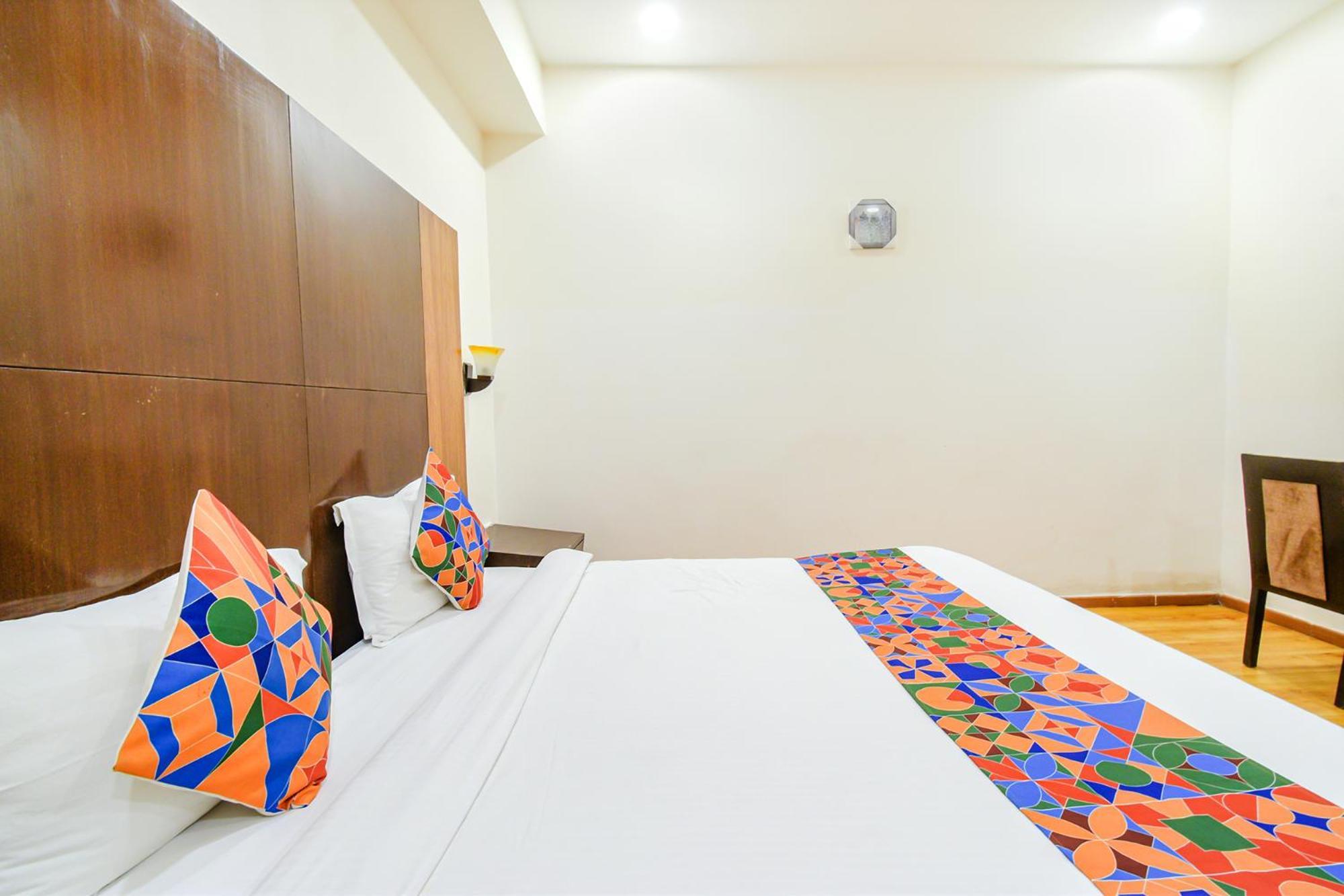 Treebo Premium Seven View Hotel Hyderabad