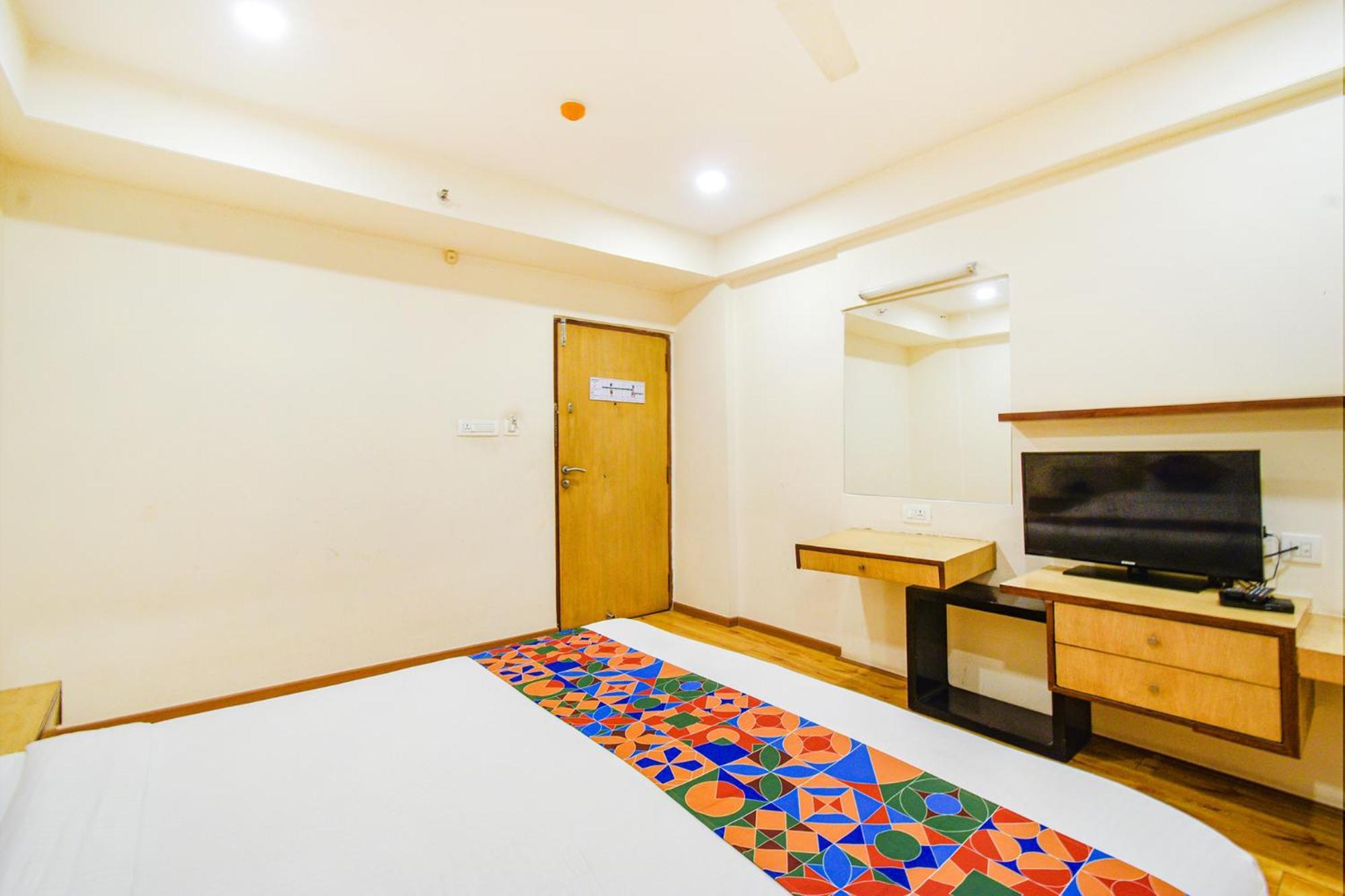 Hotel Treebo Premium Seven View 4*