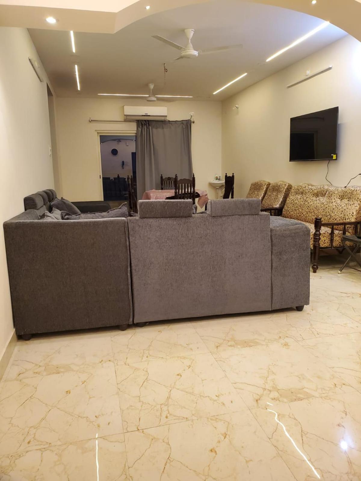 Savana Residency * Hyderabad