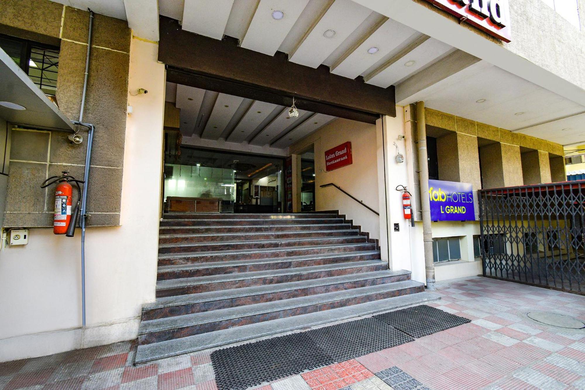 Fabhotel L Grand - Nr Secunderabad Railway Satation
