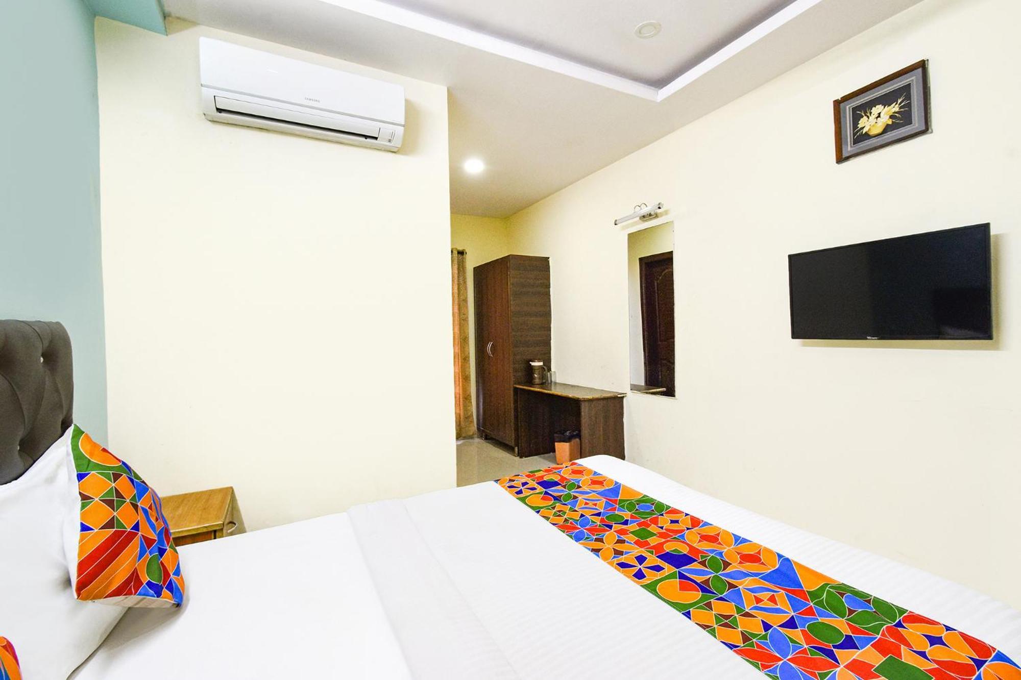 Fabhotel L Grand - Nr Secunderabad Railway Satation Hotel