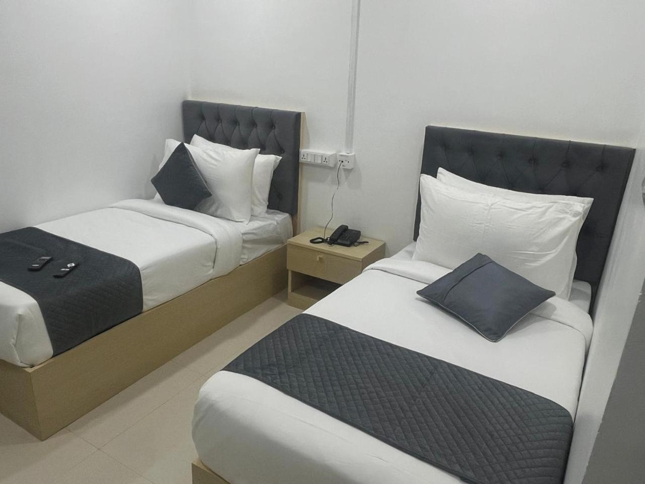 Hotel Wildwings Hyderabad