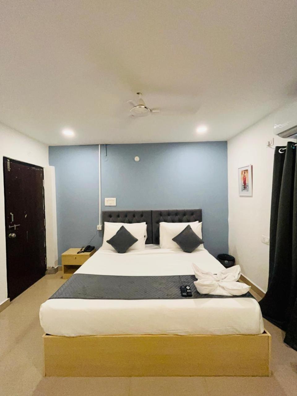 Wildwings Hotel *