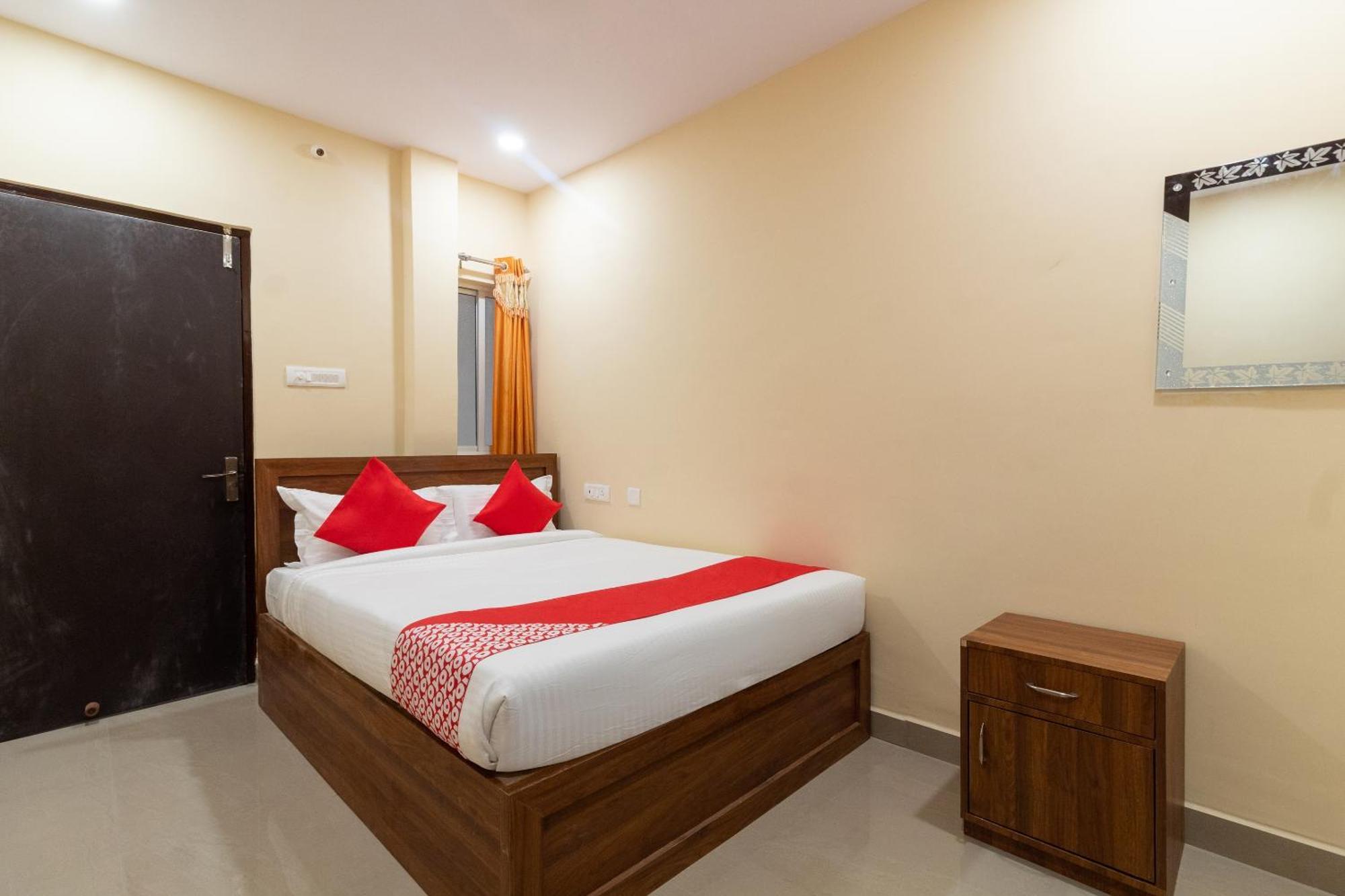 Hotel O The Gate Hyderabad