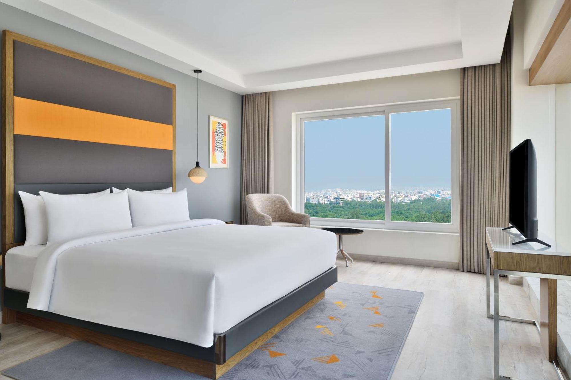Le Meridien Hotel