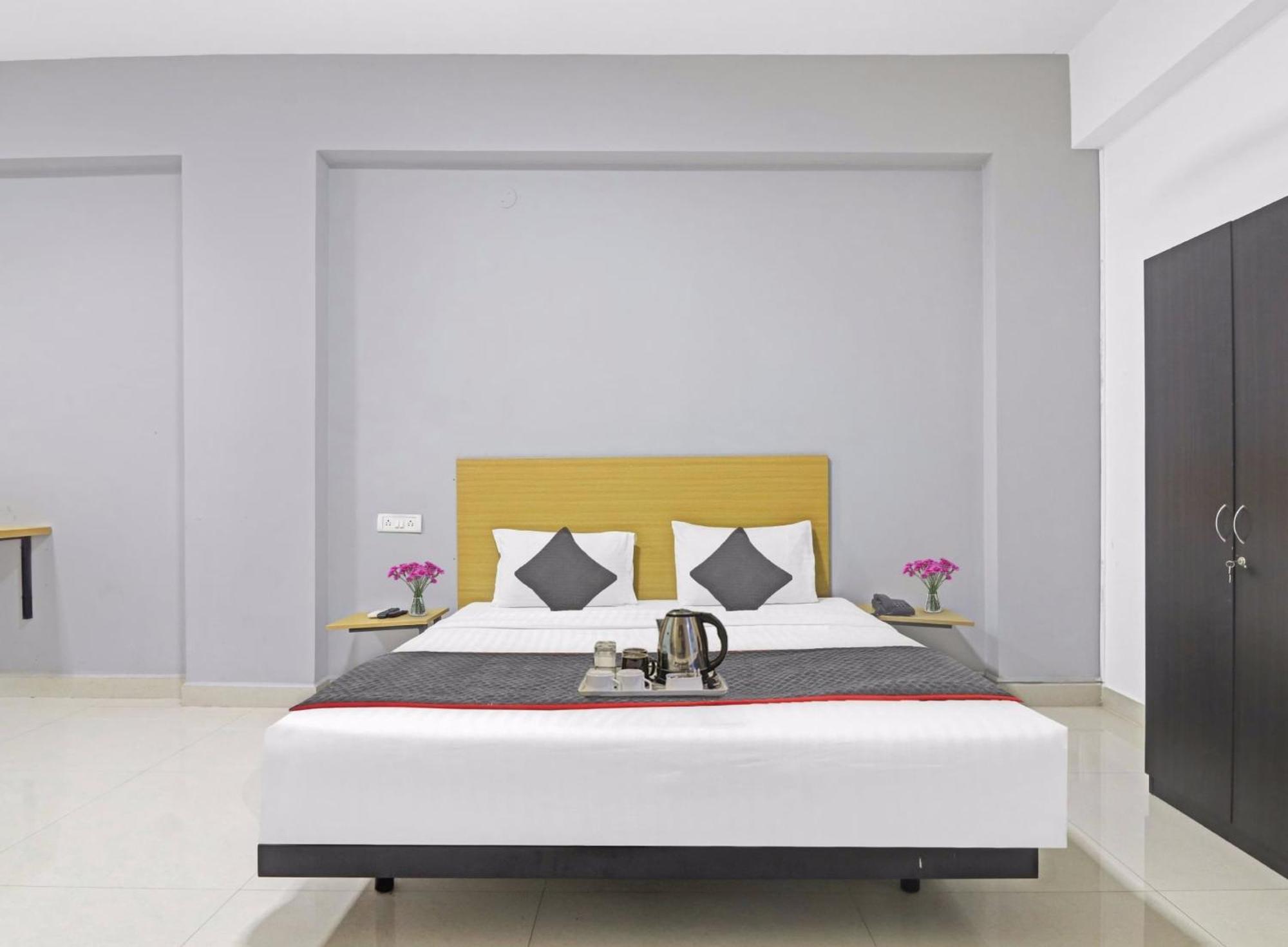 Townhouse De Alphabet Hyderabad