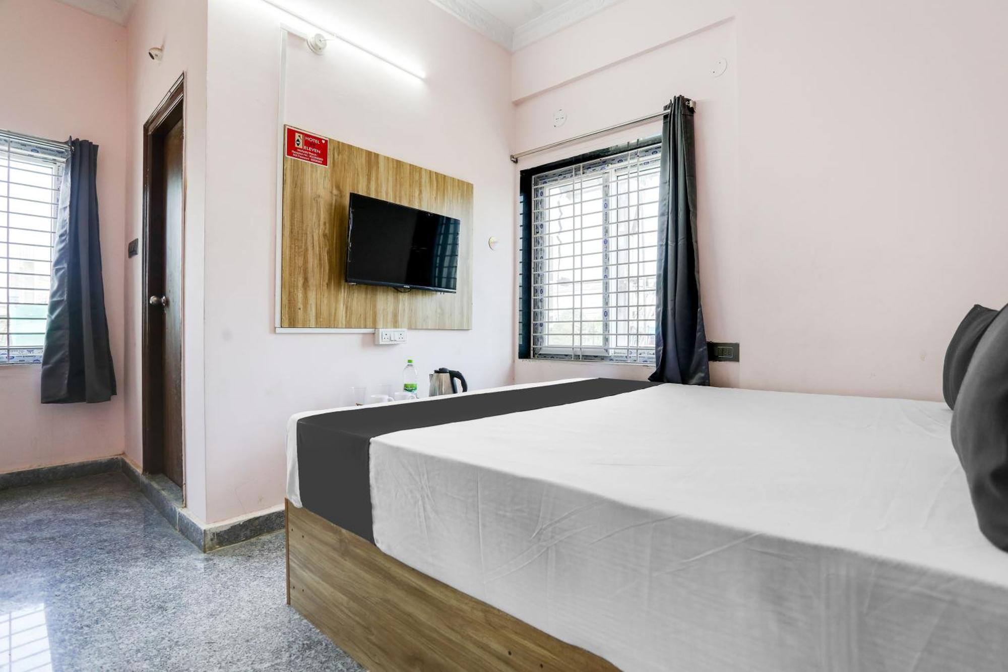 Hotel Super O 11 Eleven Hyderabad