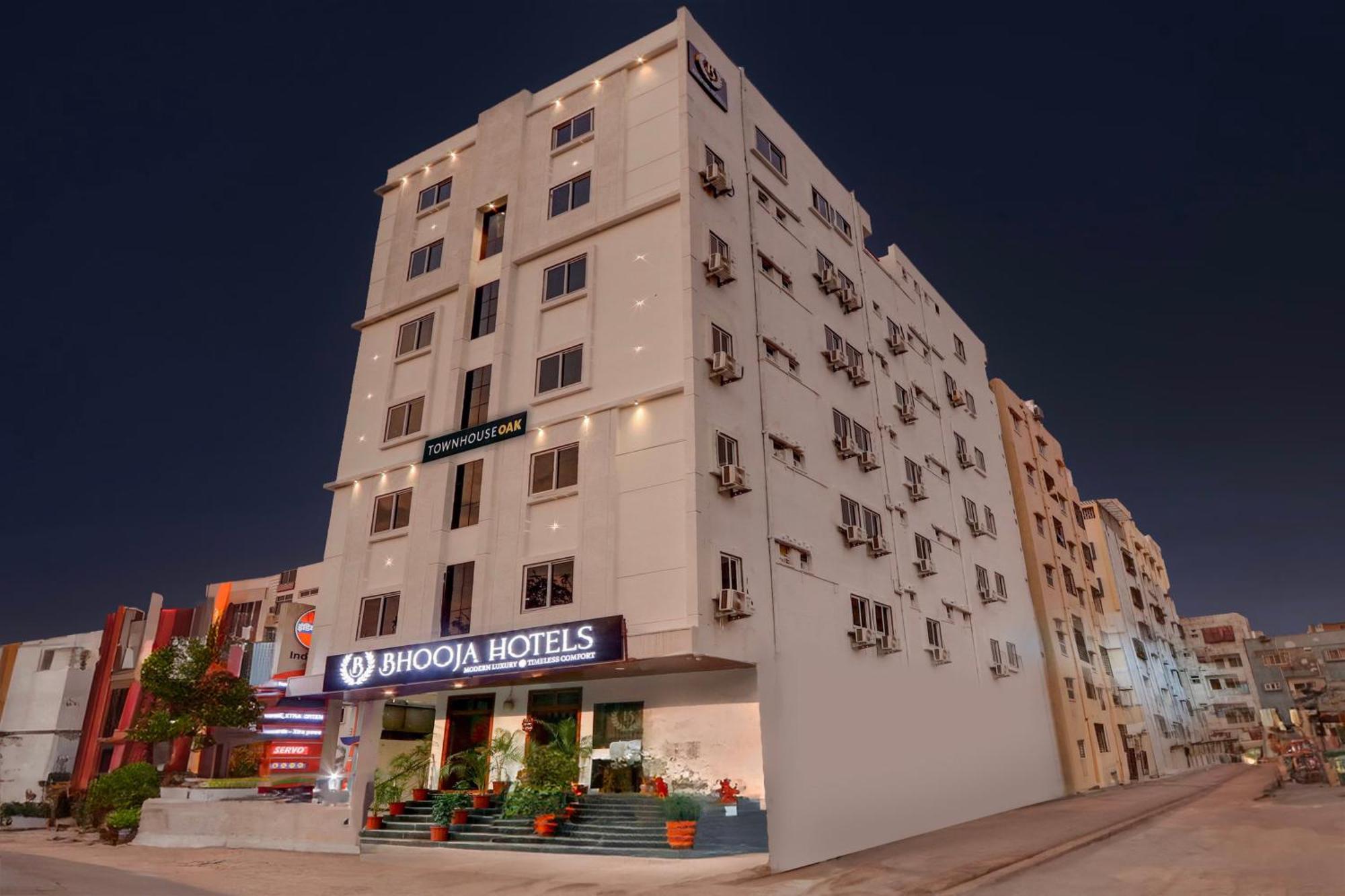 Townhouse Oak Bhooja Hyderabad