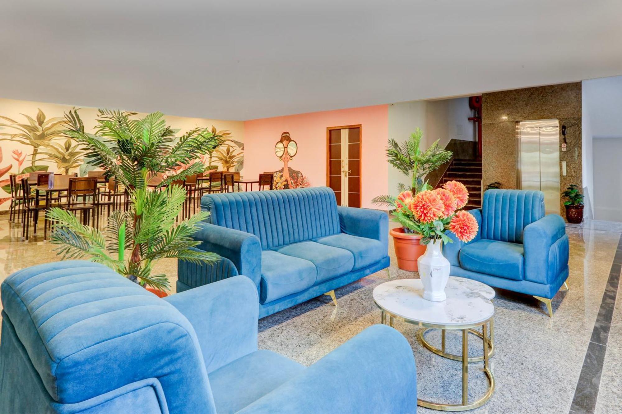 Hotel Townhouse Oak Bhooja