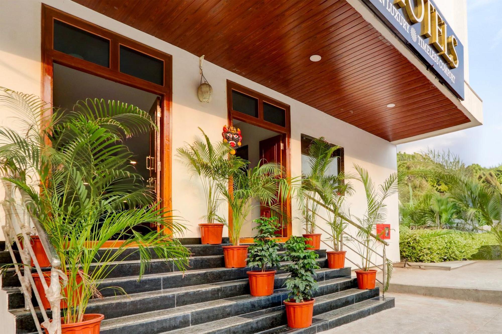 Hotel Townhouse Oak Bhooja 4*