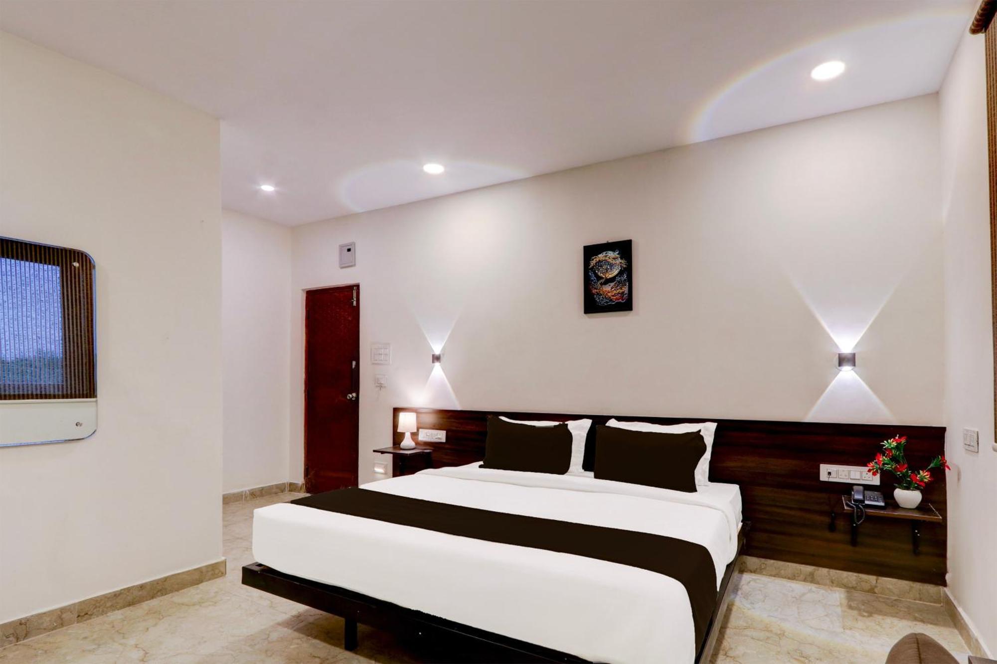 Townhouse Oak Bhooja Hotel Hyderabad
