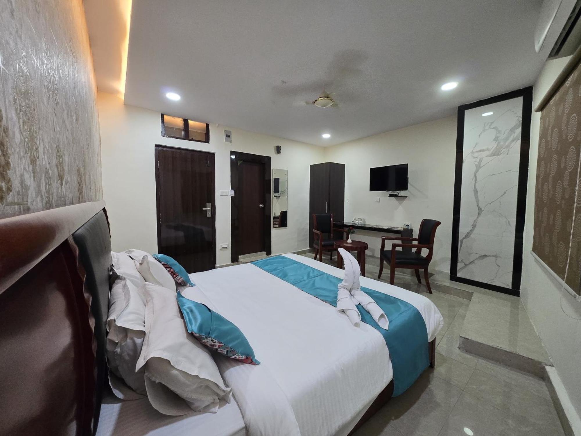 Jubilee Pride Hotel 3*