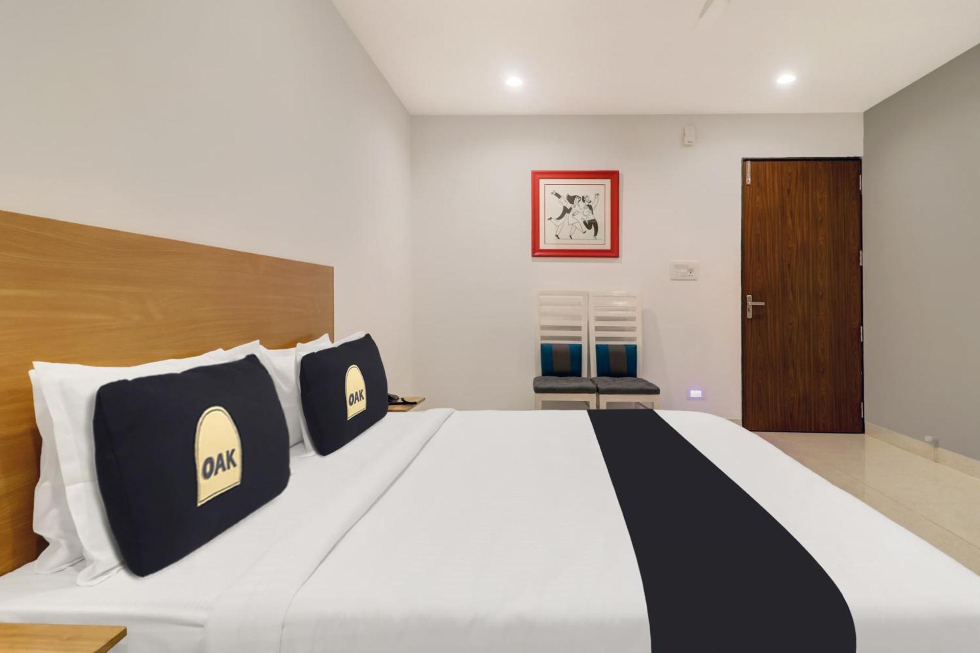 Townhouse Oak De Alphabet Bolarum Hyderabad