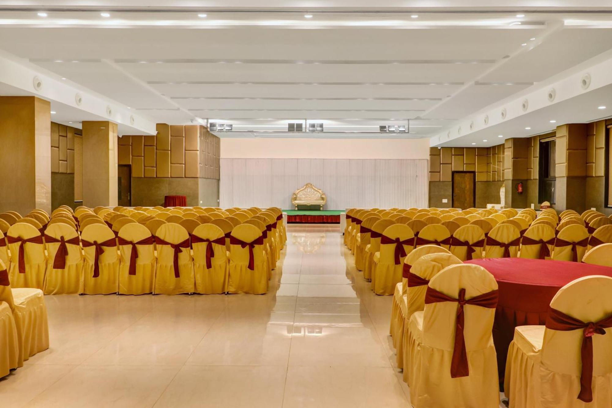Townhouse Oak De Alphabet Bolarum Hotel Hyderabad