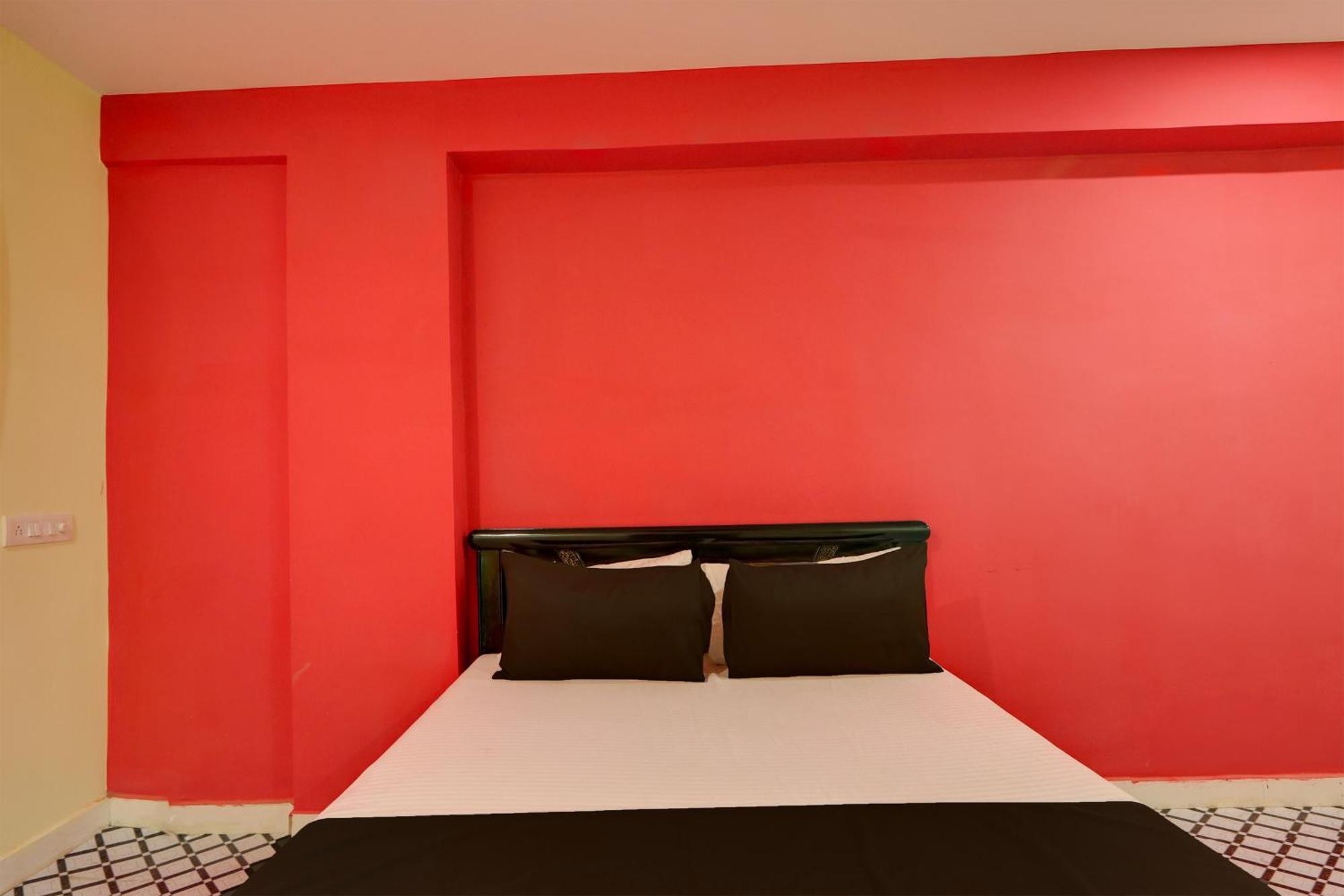 Hotel O Royal Grand Hyderabad